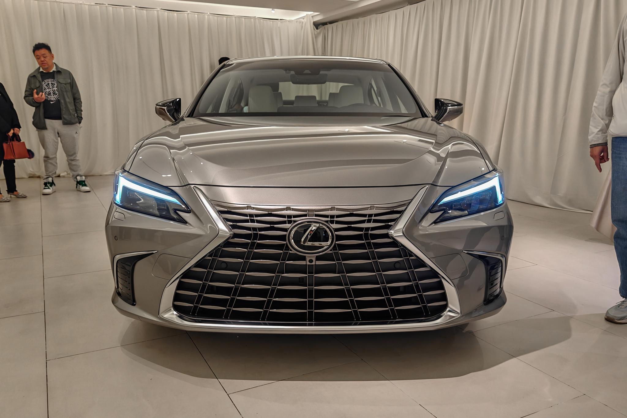 https://gcc-1307444343.cos.accelerate.myqcloud.com/6b90e9bdcfd36196df44c1f0bb12d96a.jpg