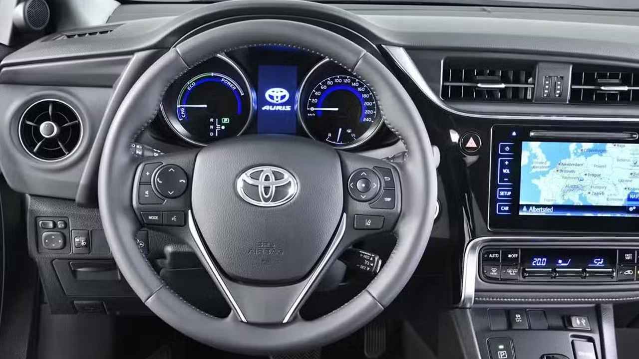 2025 Toyota Corolla 1.6 Fuel Efficiency Maximize Mileage