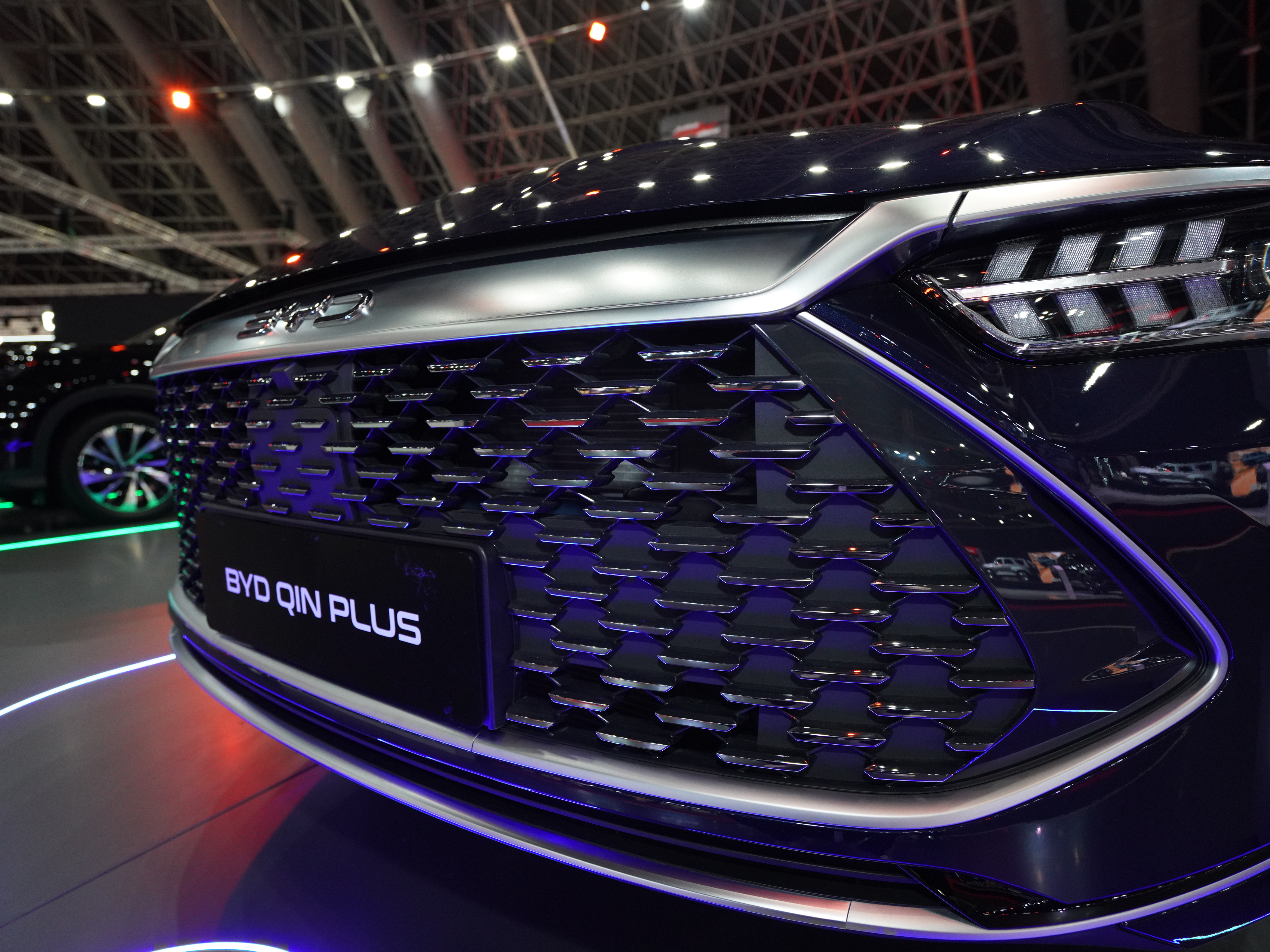 https://gcc-1307444343.cos.accelerate.myqcloud.com/cc/car-image/19bab070