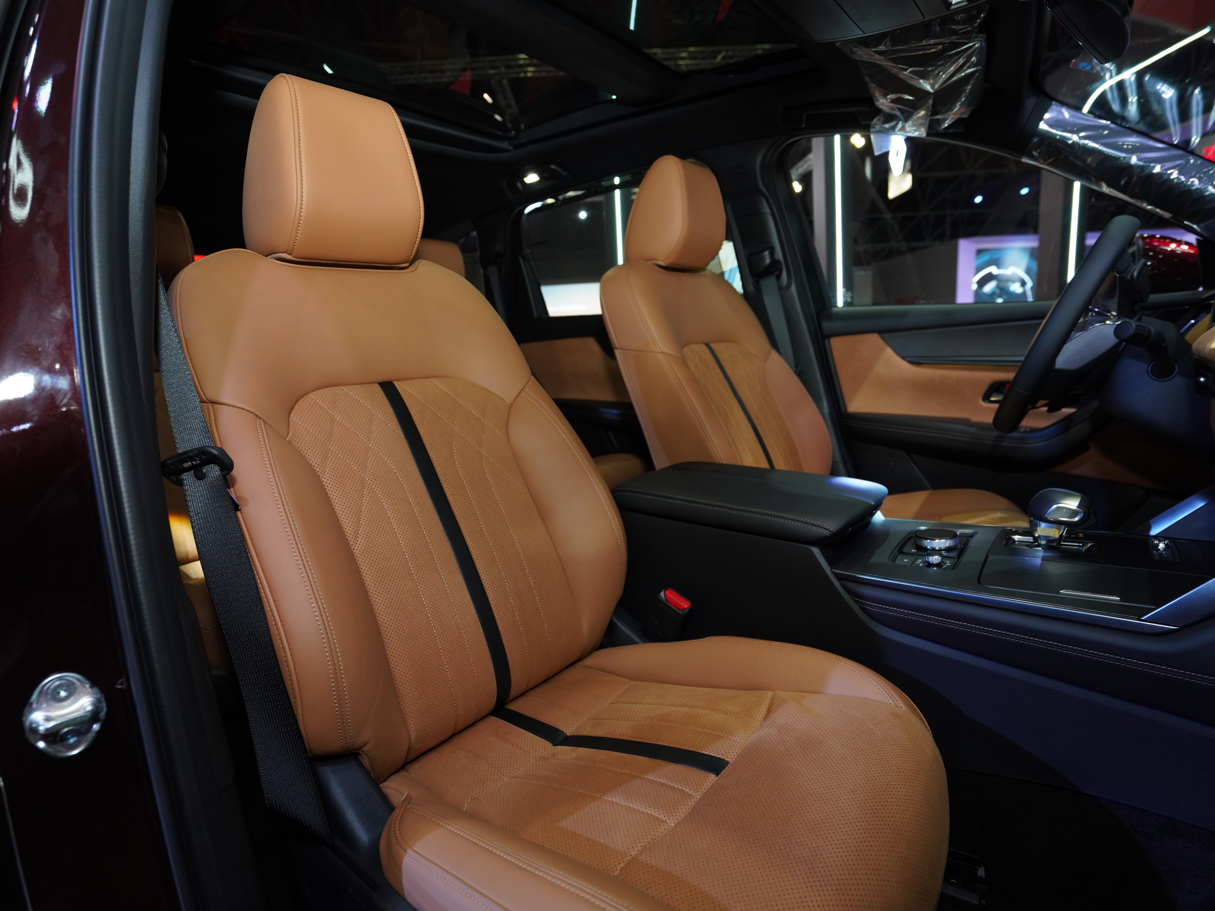 https://gcc-1307444343.cos.accelerate.myqcloud.com/cc/car-image/21fb43bd