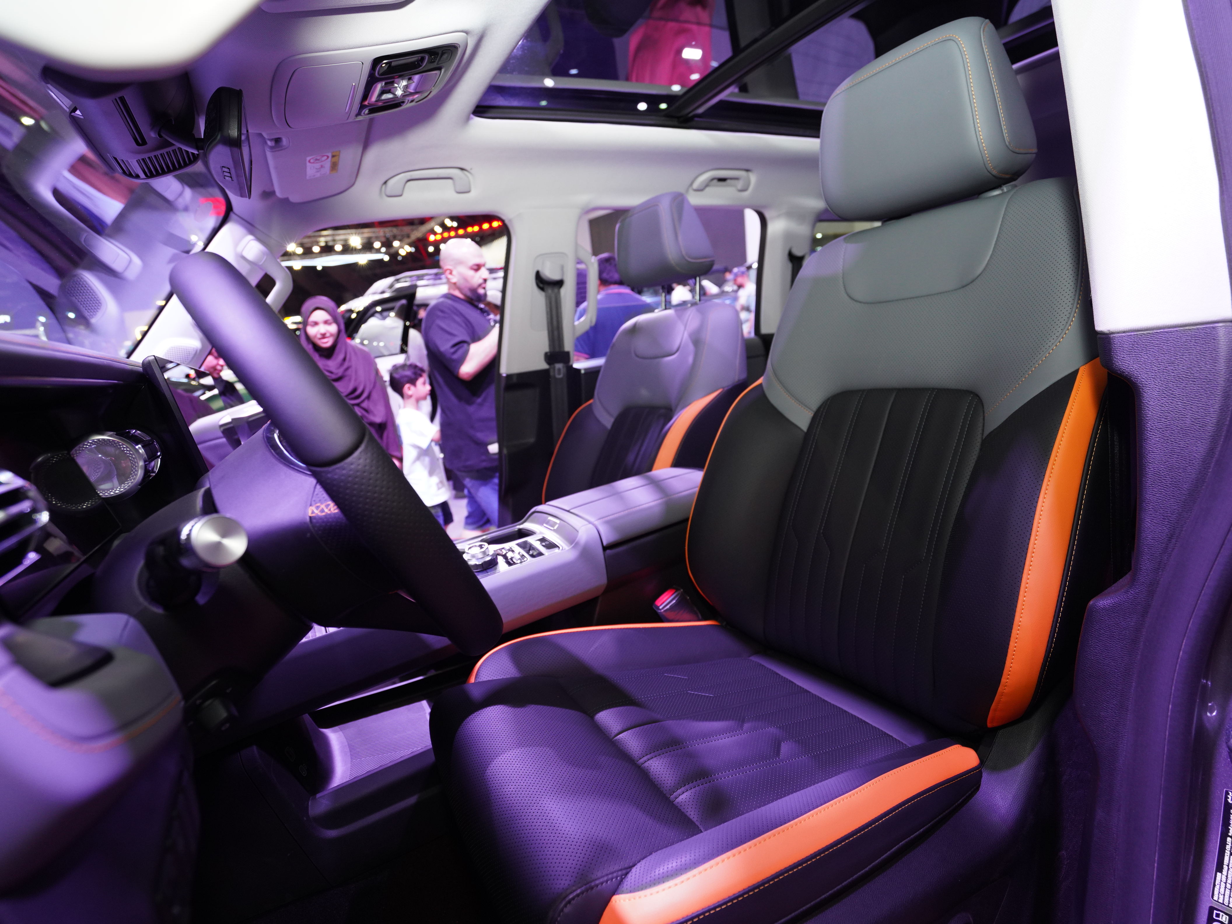 https://gcc-1307444343.cos.accelerate.myqcloud.com/cc/car-image/3468453c