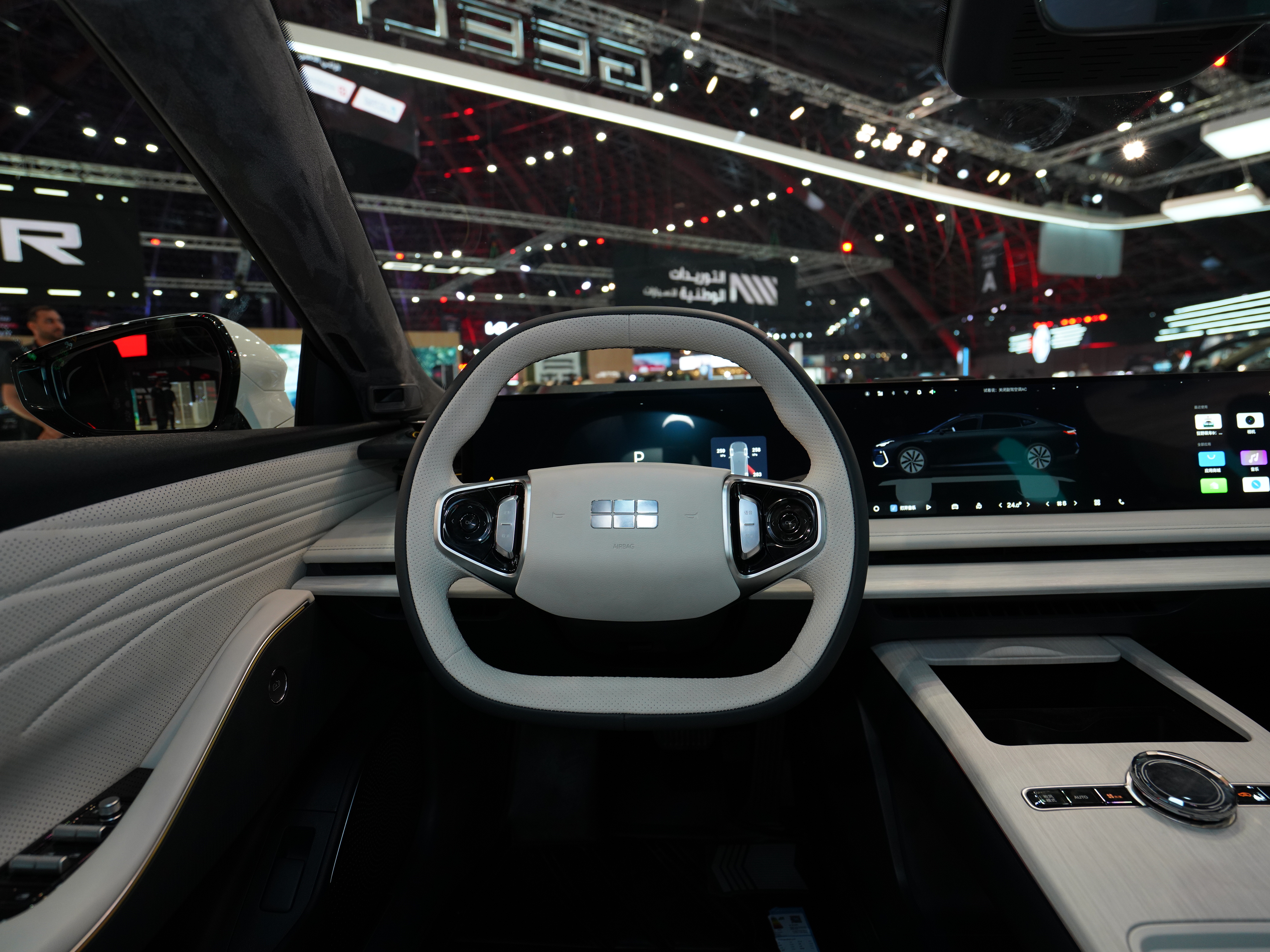 https://gcc-1307444343.cos.accelerate.myqcloud.com/cc/car-image/35453156