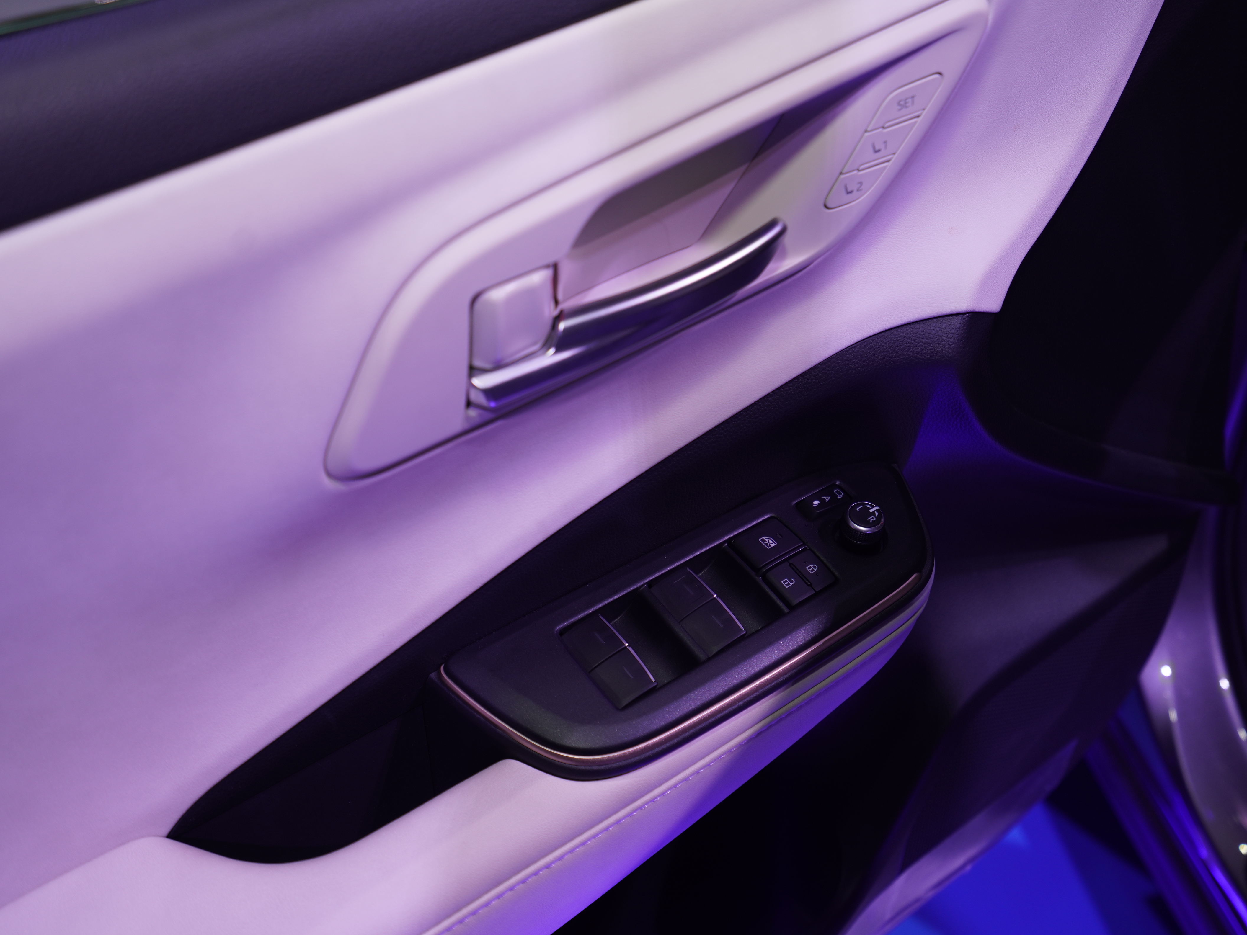 https://gcc-1307444343.cos.accelerate.myqcloud.com/cc/car-image/36963aa6