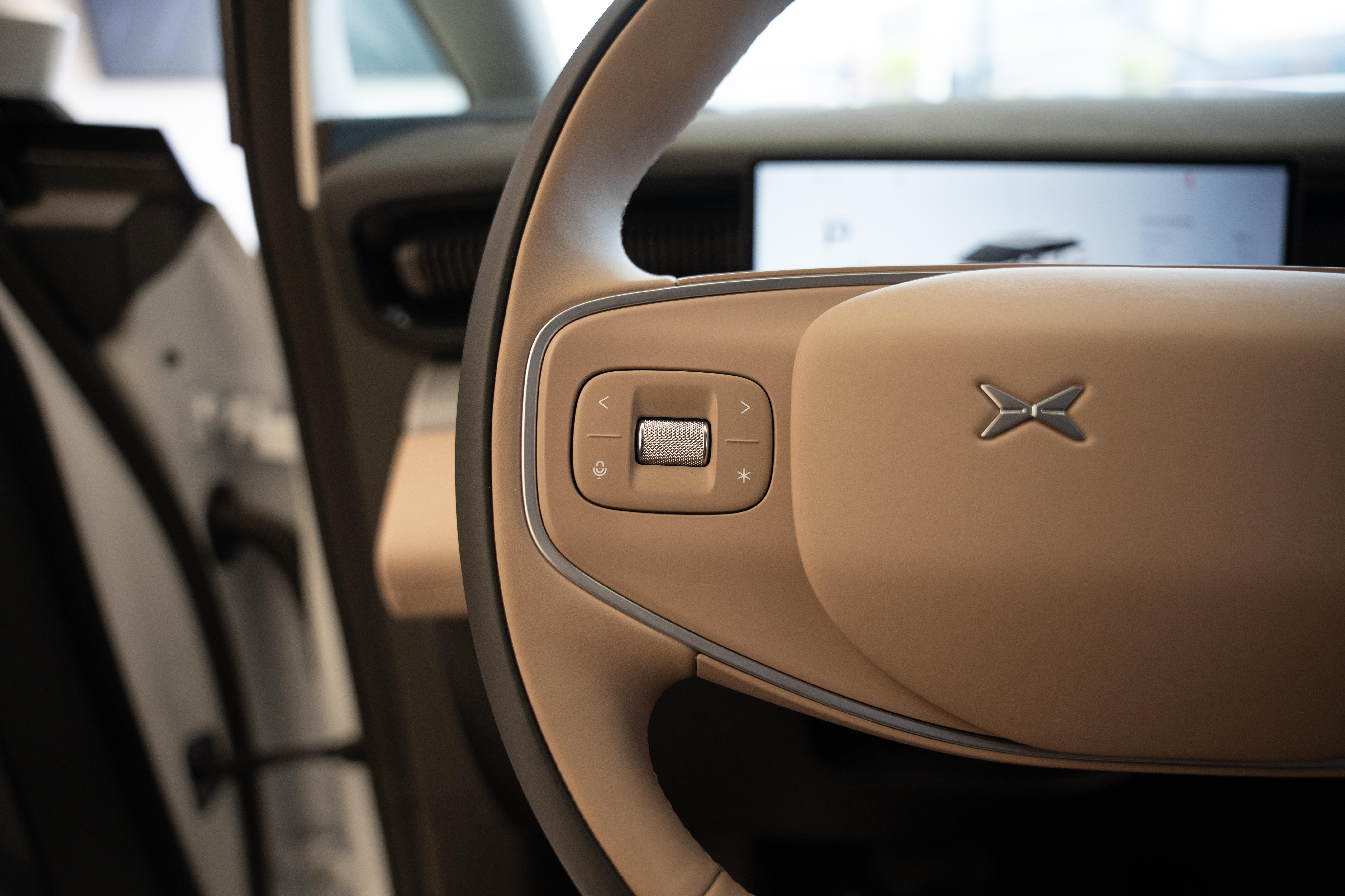 https://gcc-1307444343.cos.accelerate.myqcloud.com/cc/car-image/4c4de320