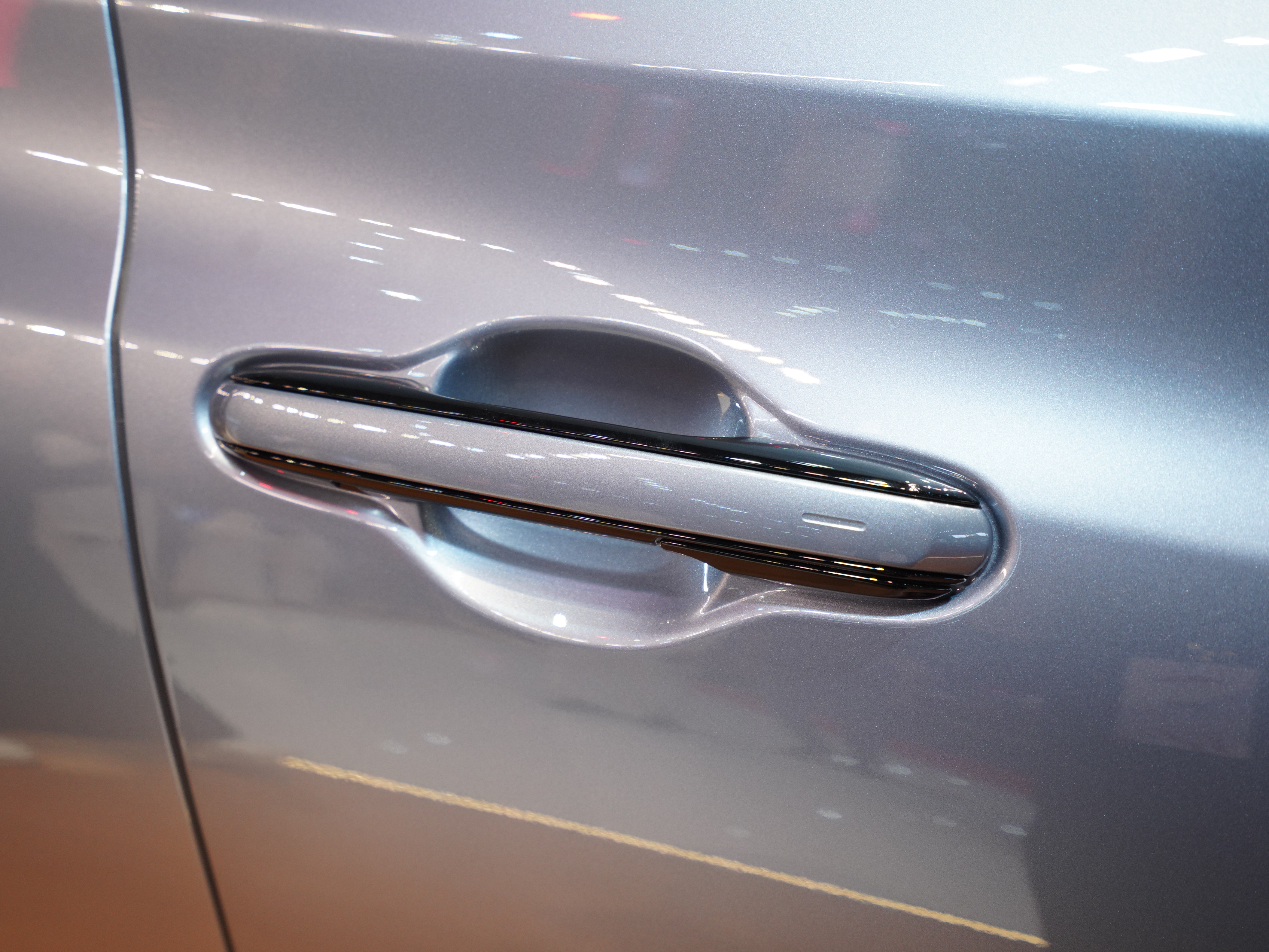 https://gcc-1307444343.cos.accelerate.myqcloud.com/cc/car-image/4f4cab6d