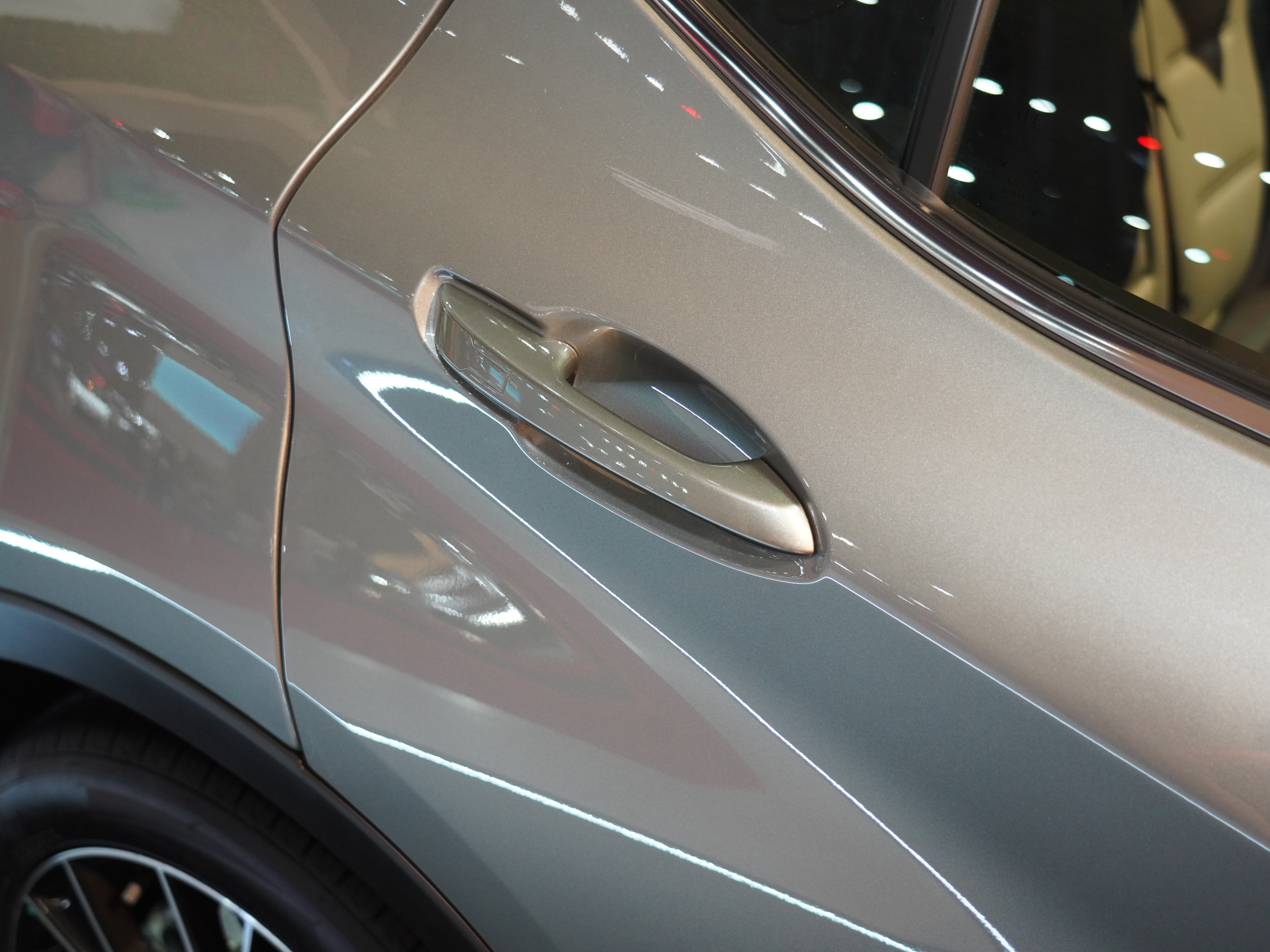https://gcc-1307444343.cos.accelerate.myqcloud.com/cc/car-image/4f5f291e