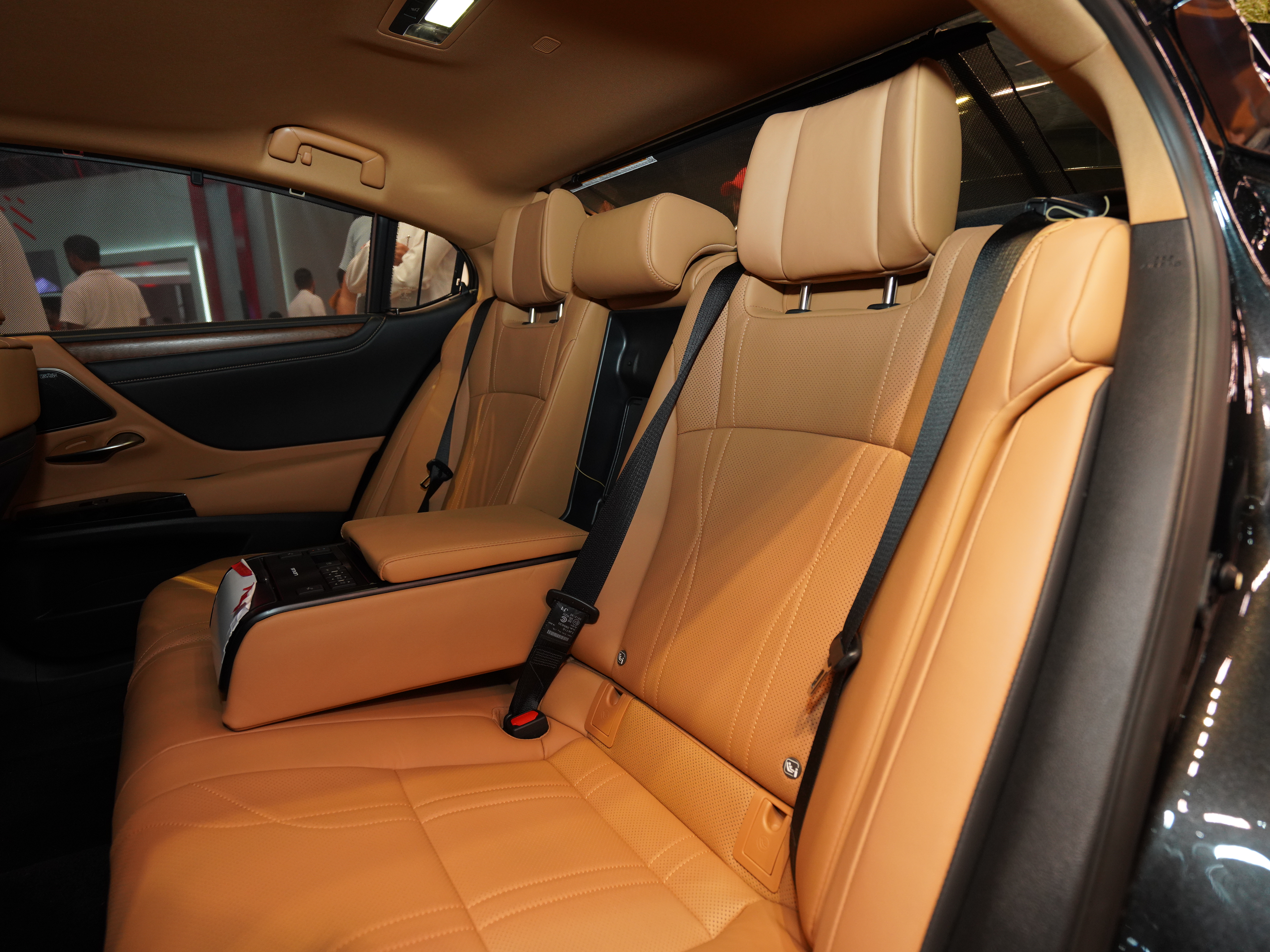 https://gcc-1307444343.cos.accelerate.myqcloud.com/cc/car-image/5a35e49c