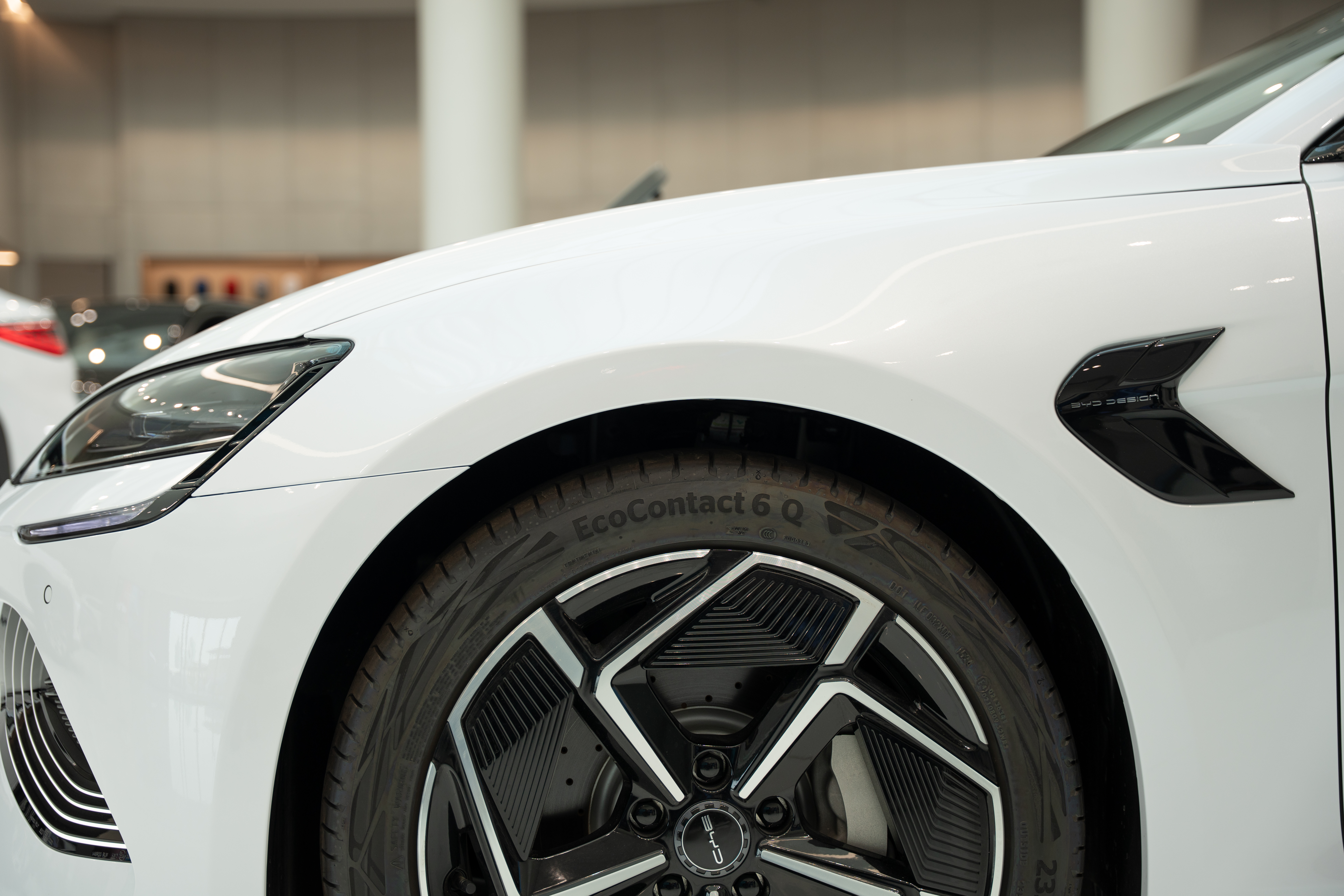 https://gcc-1307444343.cos.accelerate.myqcloud.com/cc/car-image/5be10b90