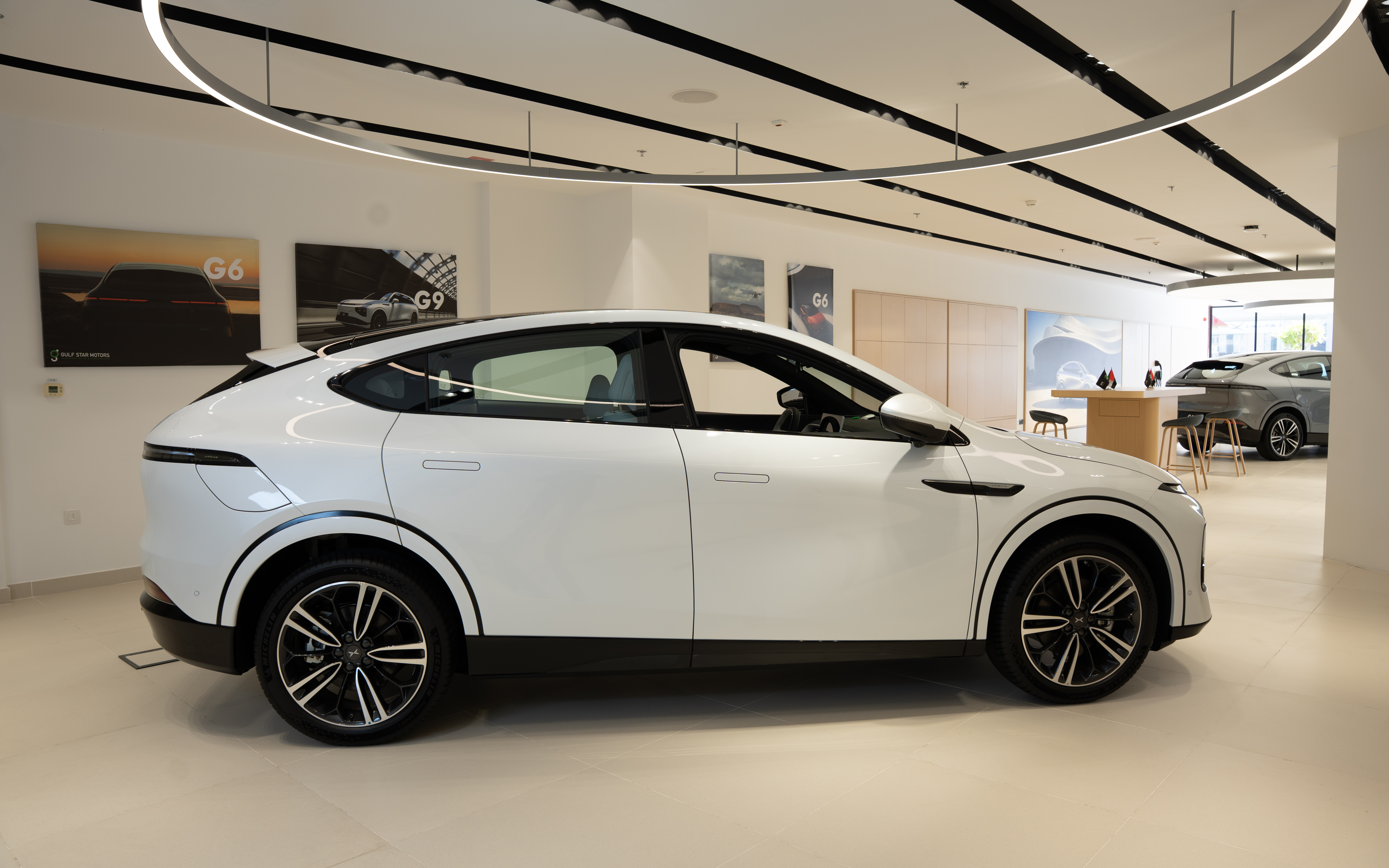 https://gcc-1307444343.cos.accelerate.myqcloud.com/cc/car-image/6c7ba135