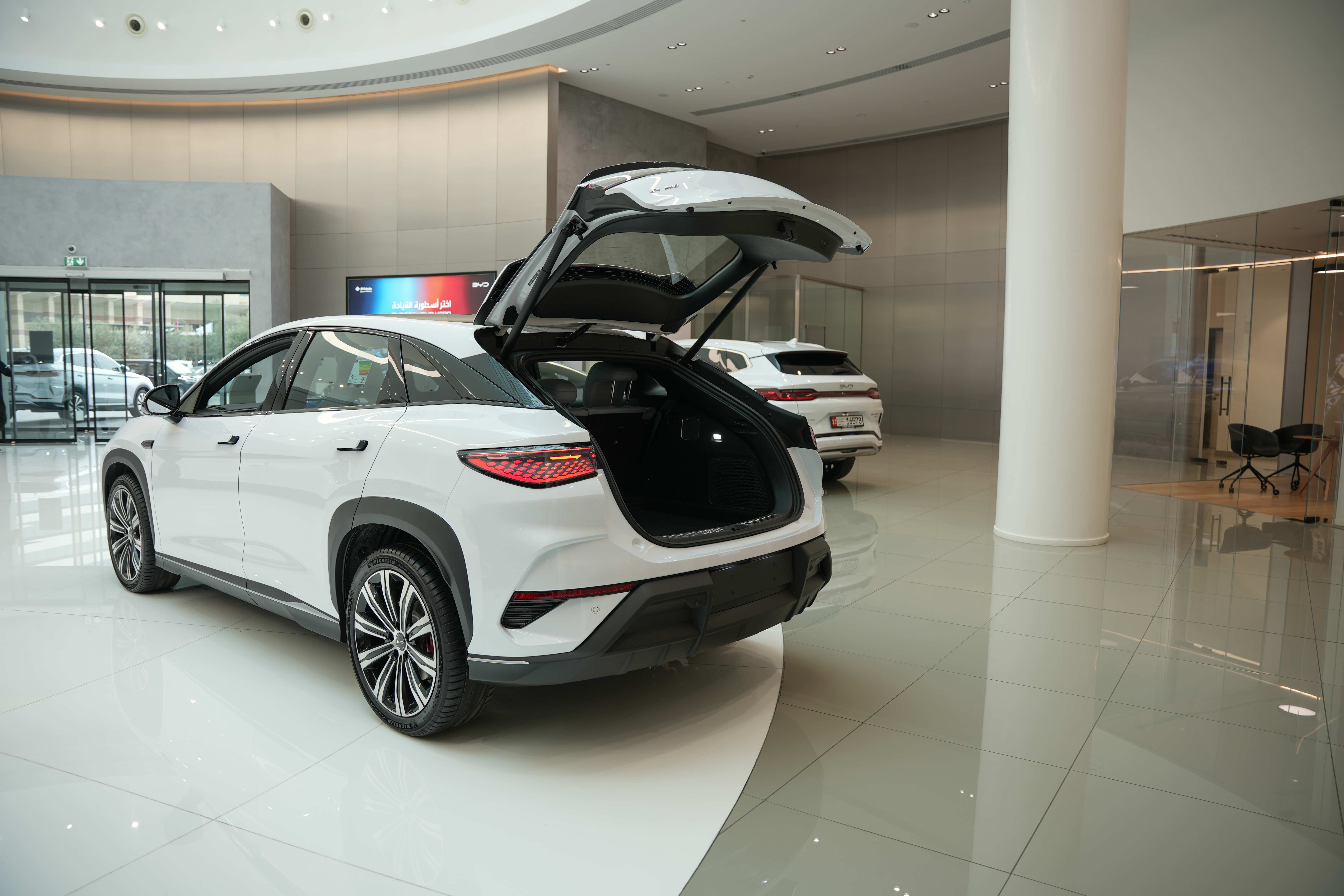 https://gcc-1307444343.cos.accelerate.myqcloud.com/cc/car-image/79352055