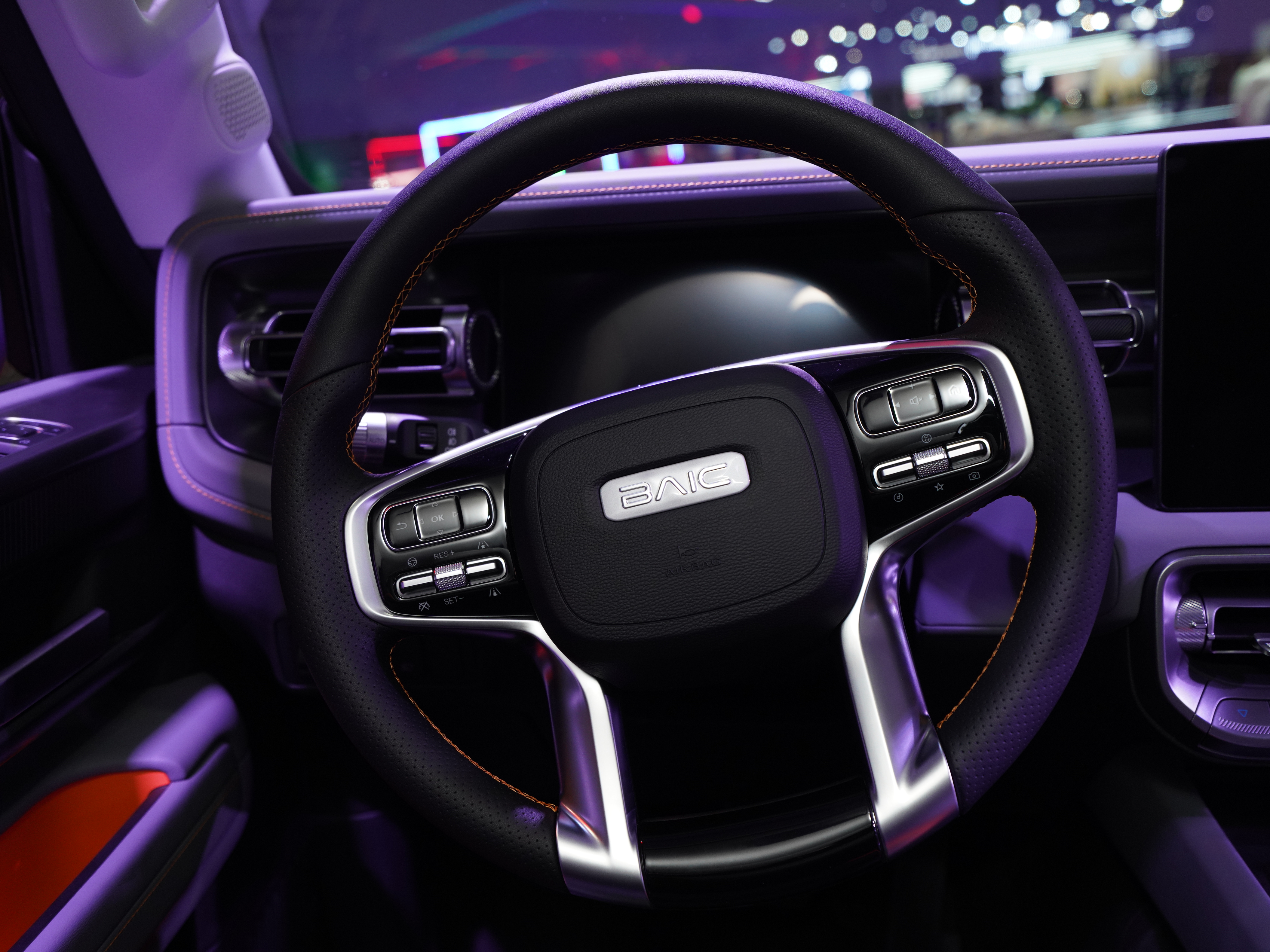 https://gcc-1307444343.cos.accelerate.myqcloud.com/cc/car-image/81f0076a