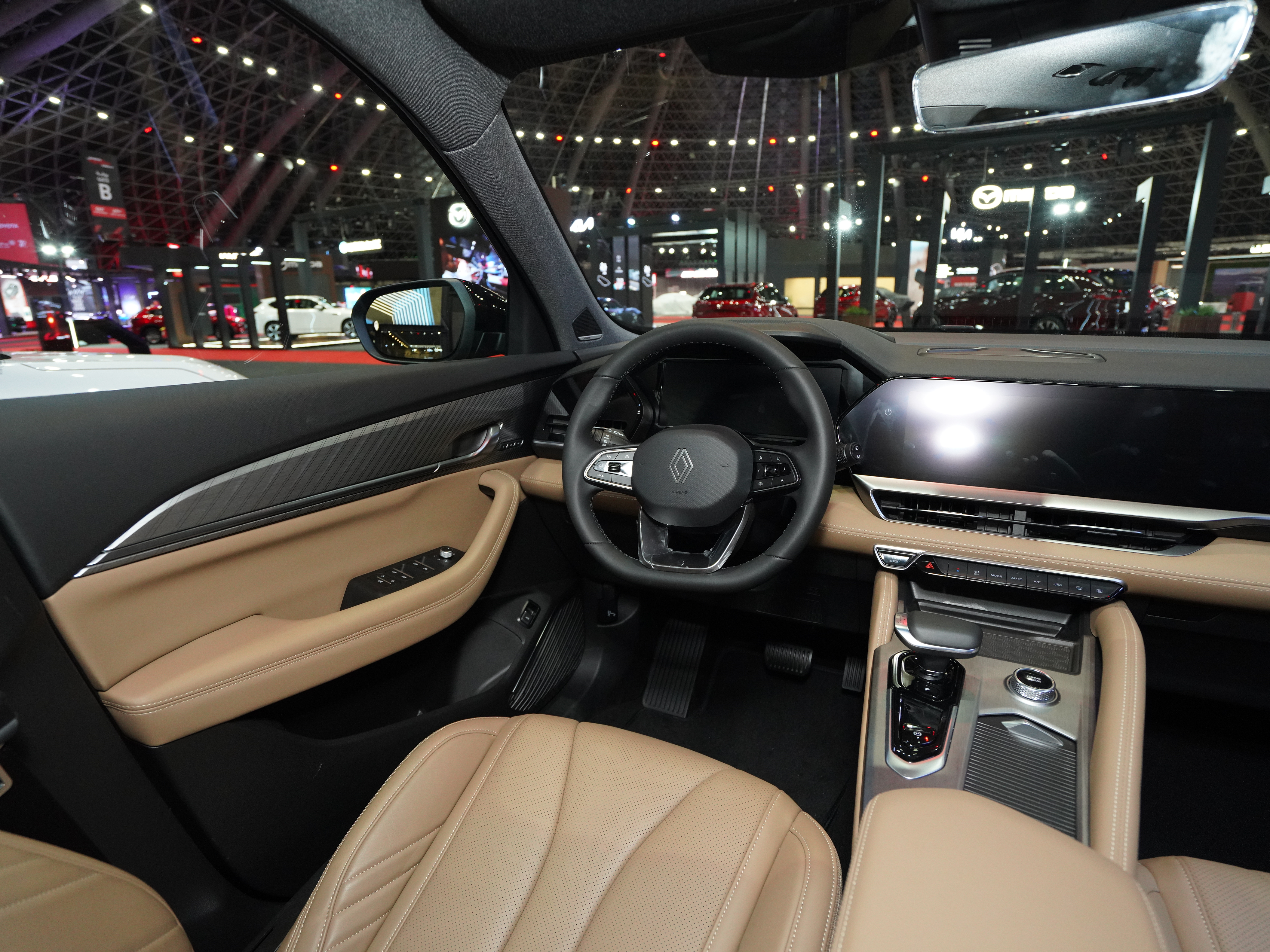 https://gcc-1307444343.cos.accelerate.myqcloud.com/cc/car-image/86726c35