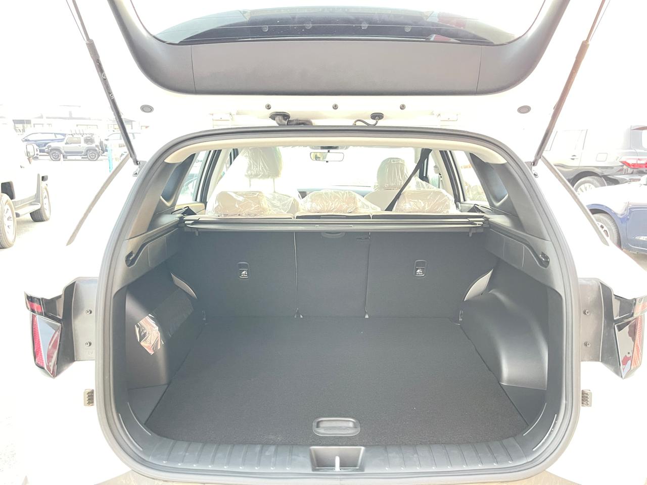 https://gcc-1307444343.cos.accelerate.myqcloud.com/cc/car-image/87d0fef3