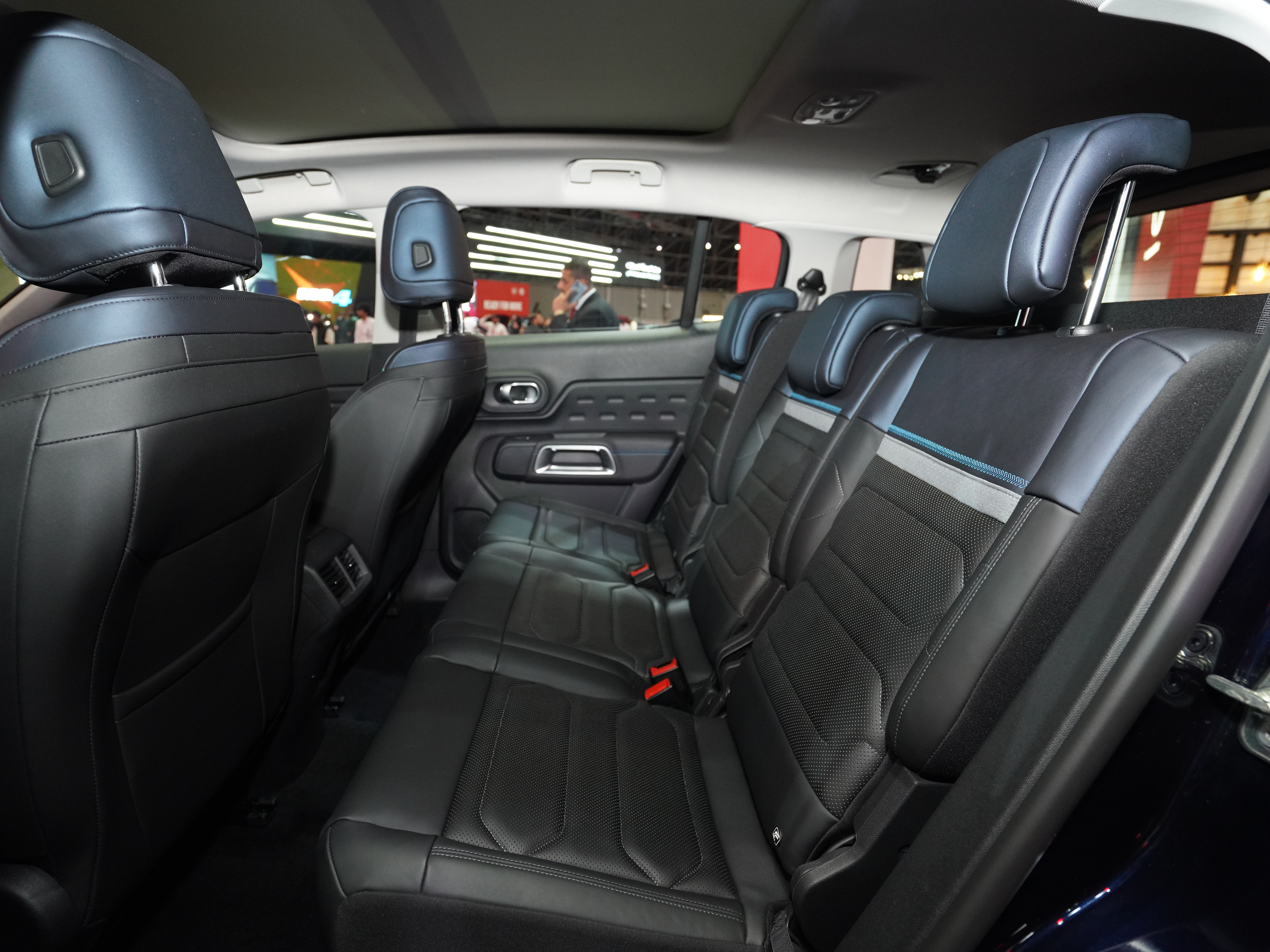 https://gcc-1307444343.cos.accelerate.myqcloud.com/cc/car-image/8b49c78f