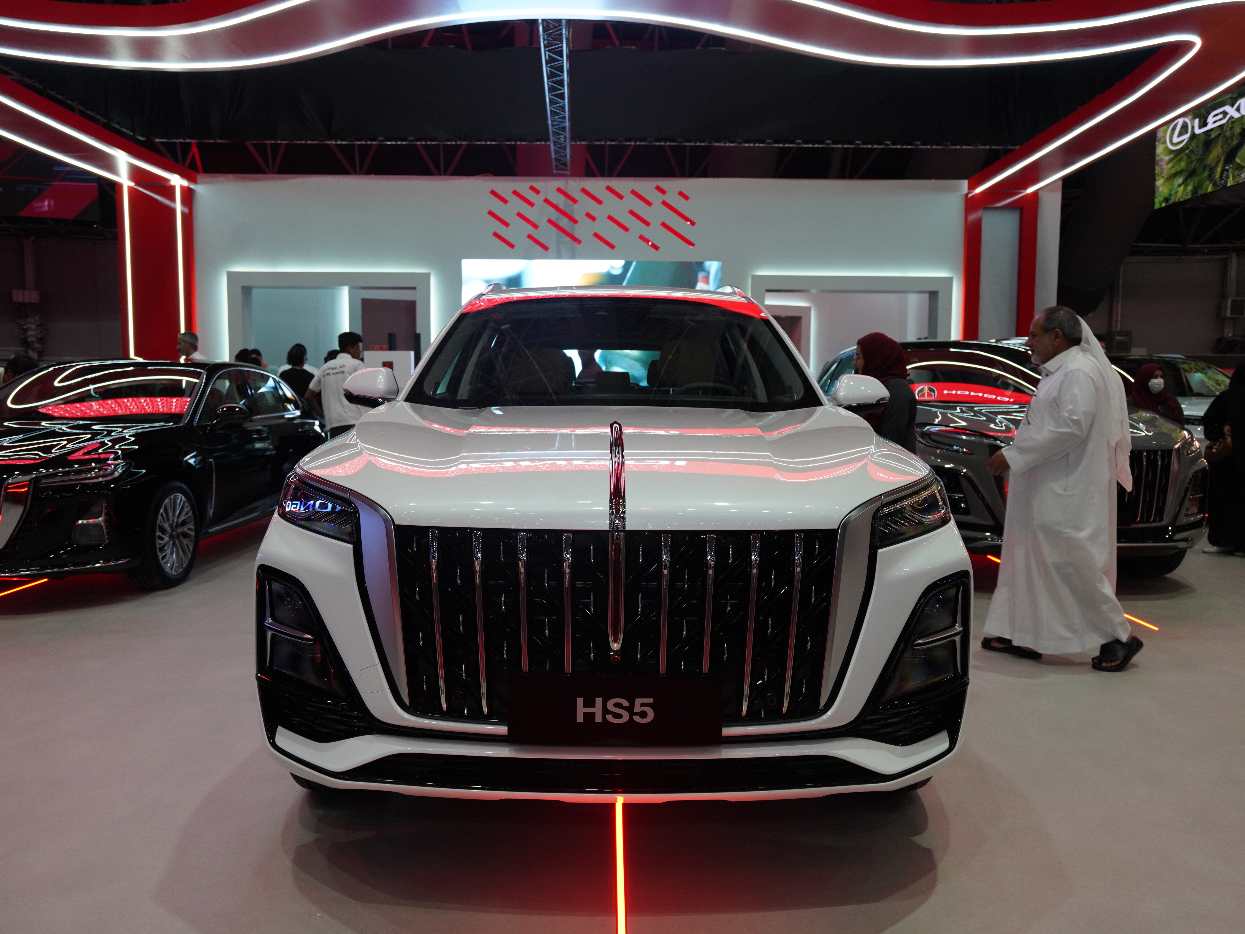https://gcc-1307444343.cos.accelerate.myqcloud.com/cc/car-image/8ce6d729