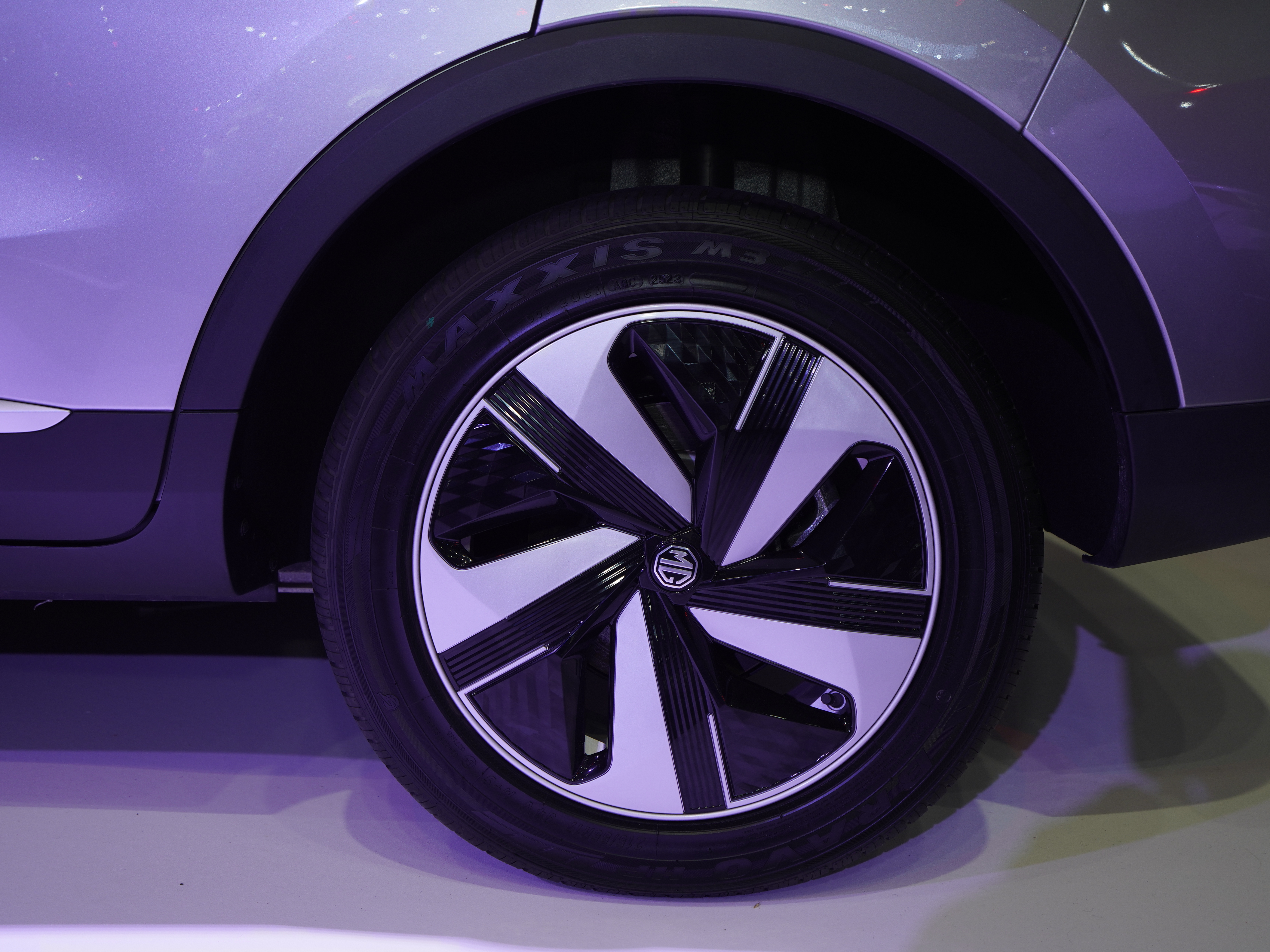 https://gcc-1307444343.cos.accelerate.myqcloud.com/cc/car-image/908ebe12