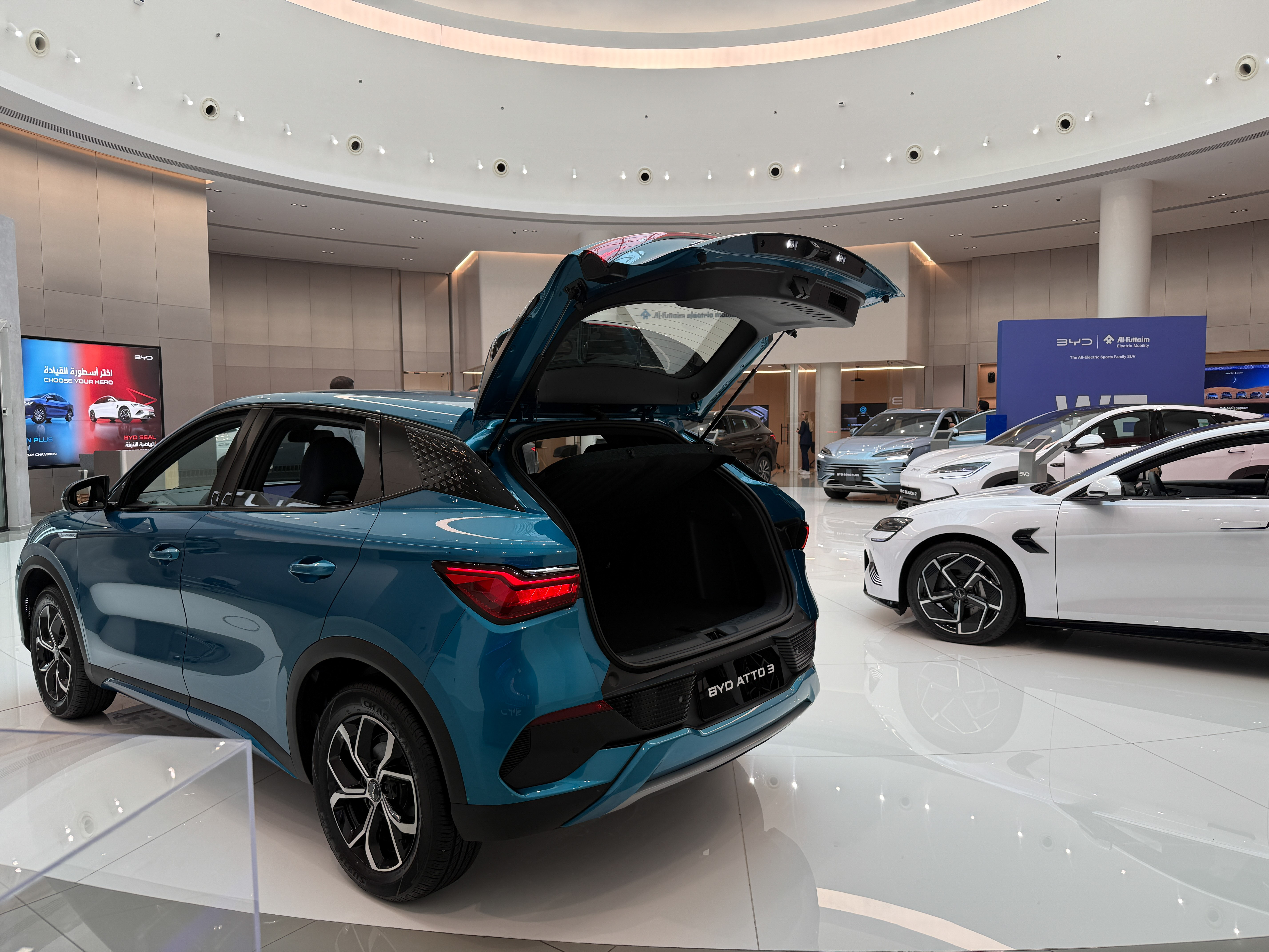 https://gcc-1307444343.cos.accelerate.myqcloud.com/cc/car-image/99a326b1