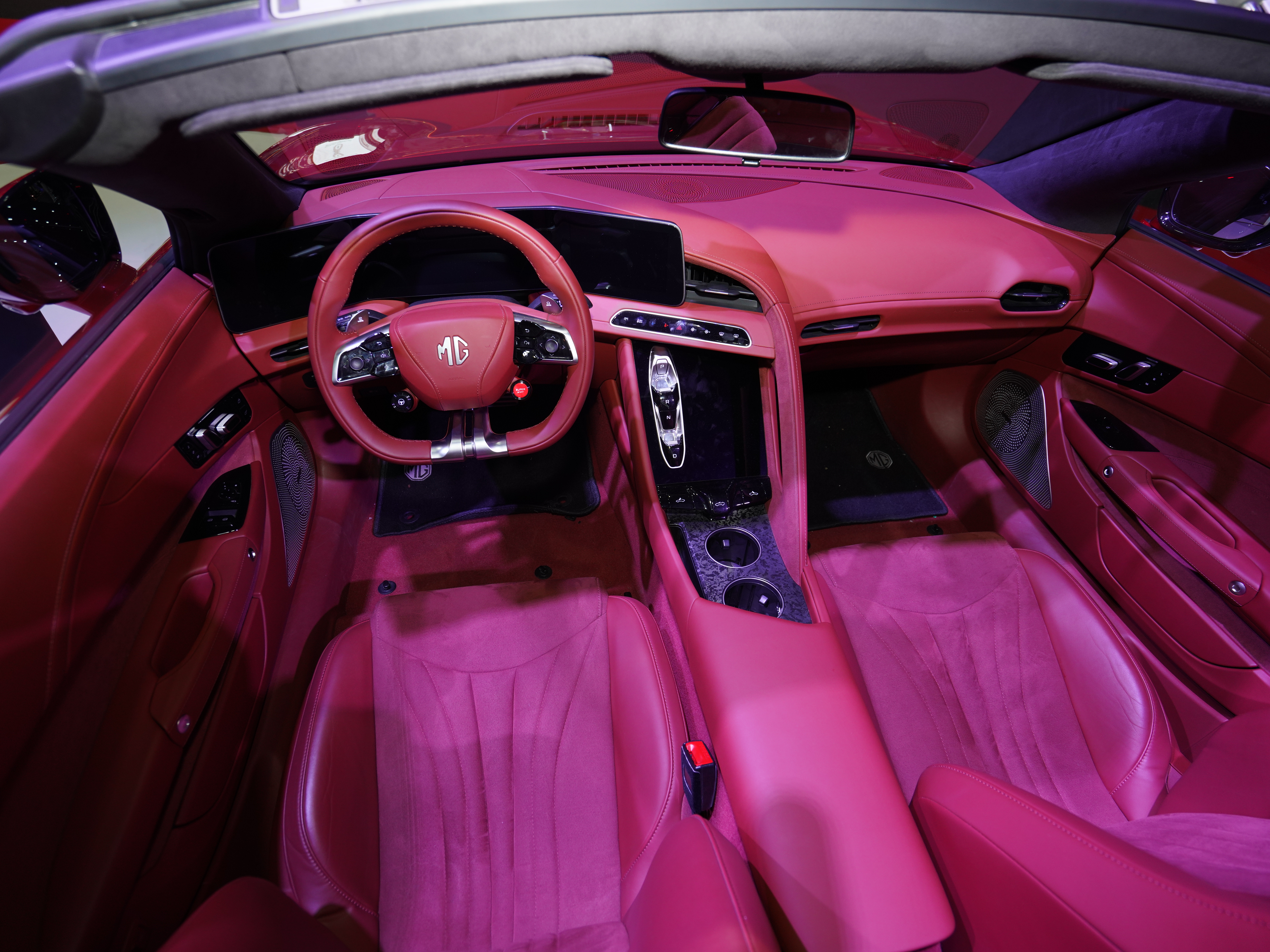 https://gcc-1307444343.cos.accelerate.myqcloud.com/cc/car-image/a2611247