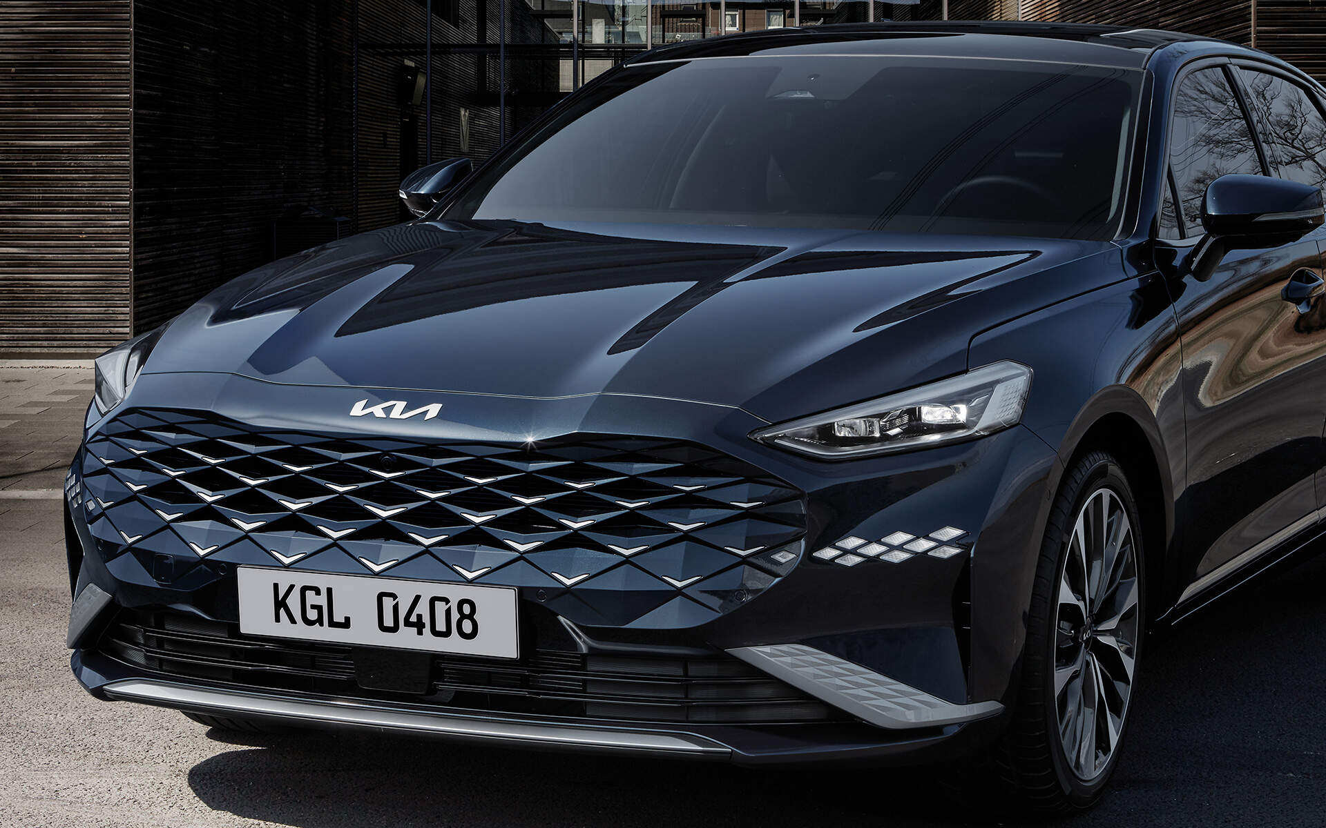 https://gcc-1307444343.cos.accelerate.myqcloud.com/cc/car-image/a332d99b