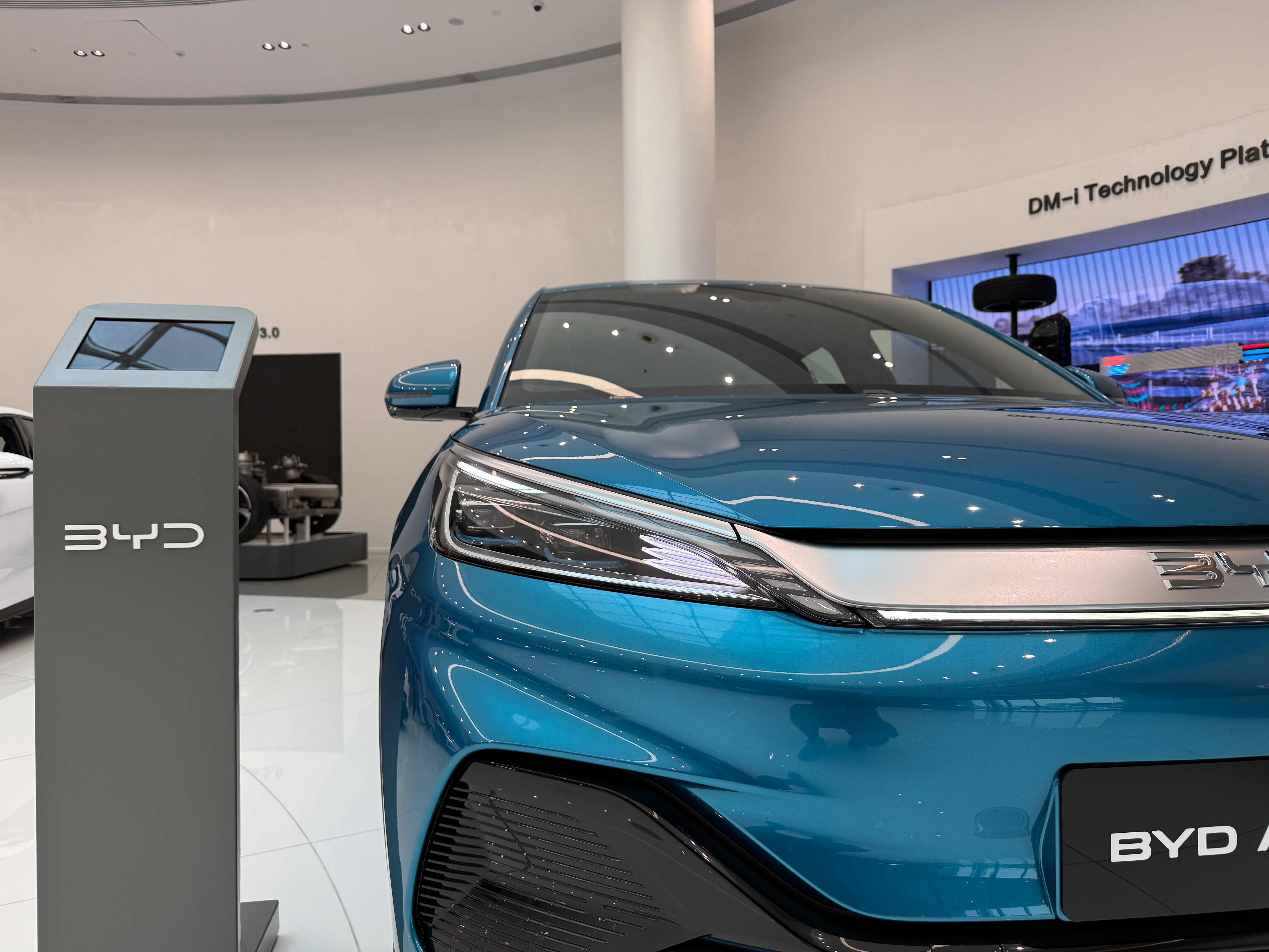 https://gcc-1307444343.cos.accelerate.myqcloud.com/cc/car-image/a3d3b51a