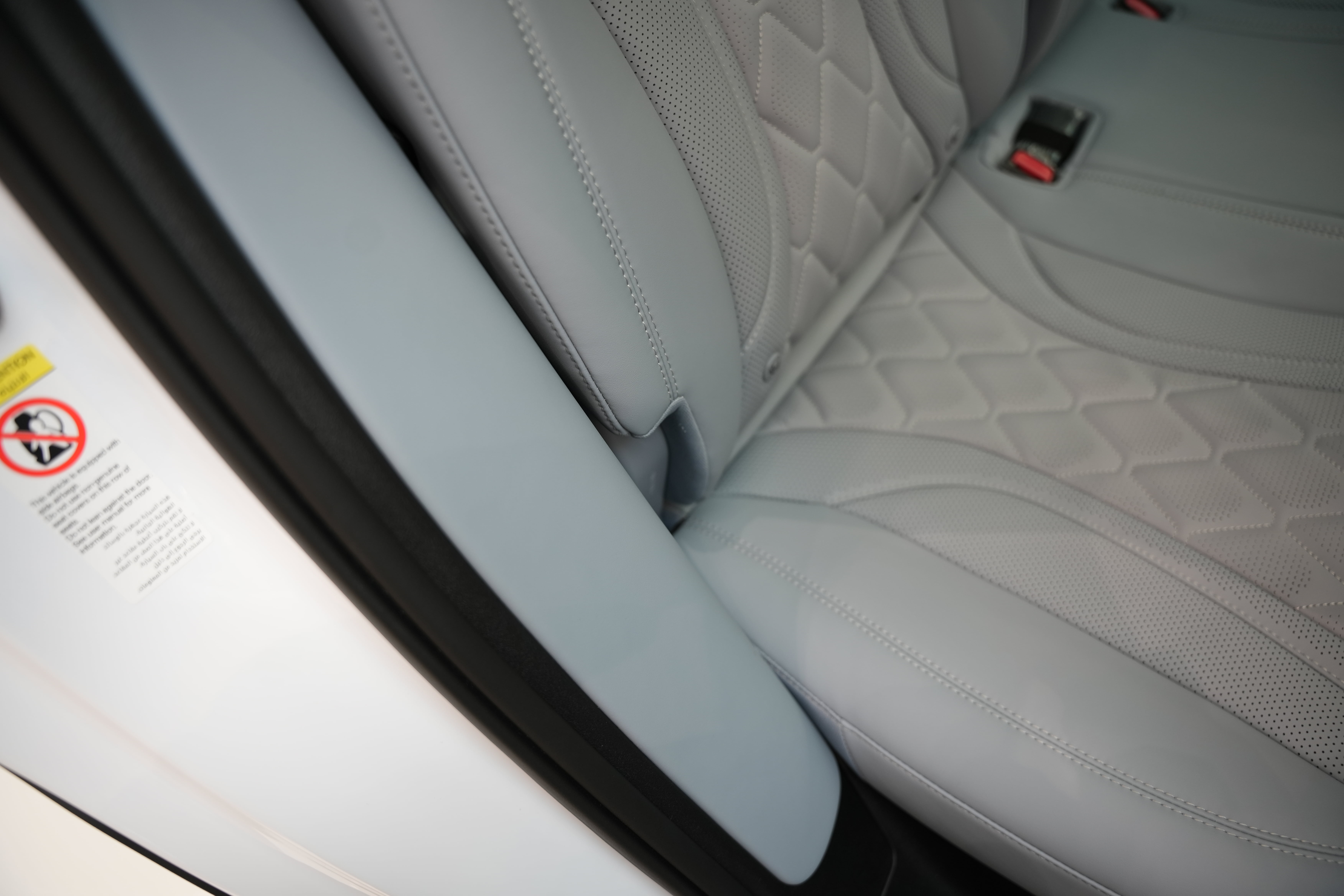https://gcc-1307444343.cos.accelerate.myqcloud.com/cc/car-image/afb9e266