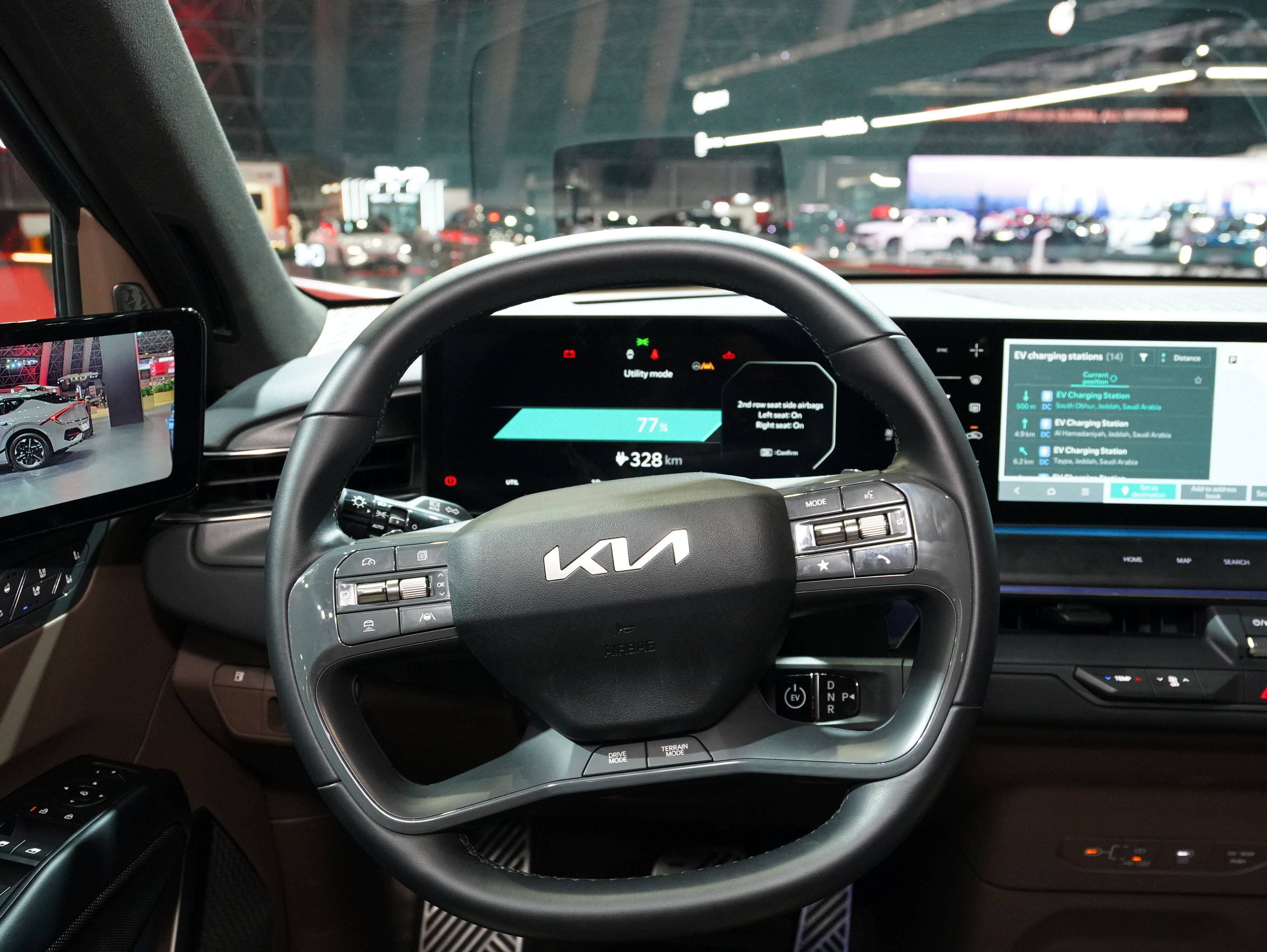 https://gcc-1307444343.cos.accelerate.myqcloud.com/cc/car-image/b3c840f7