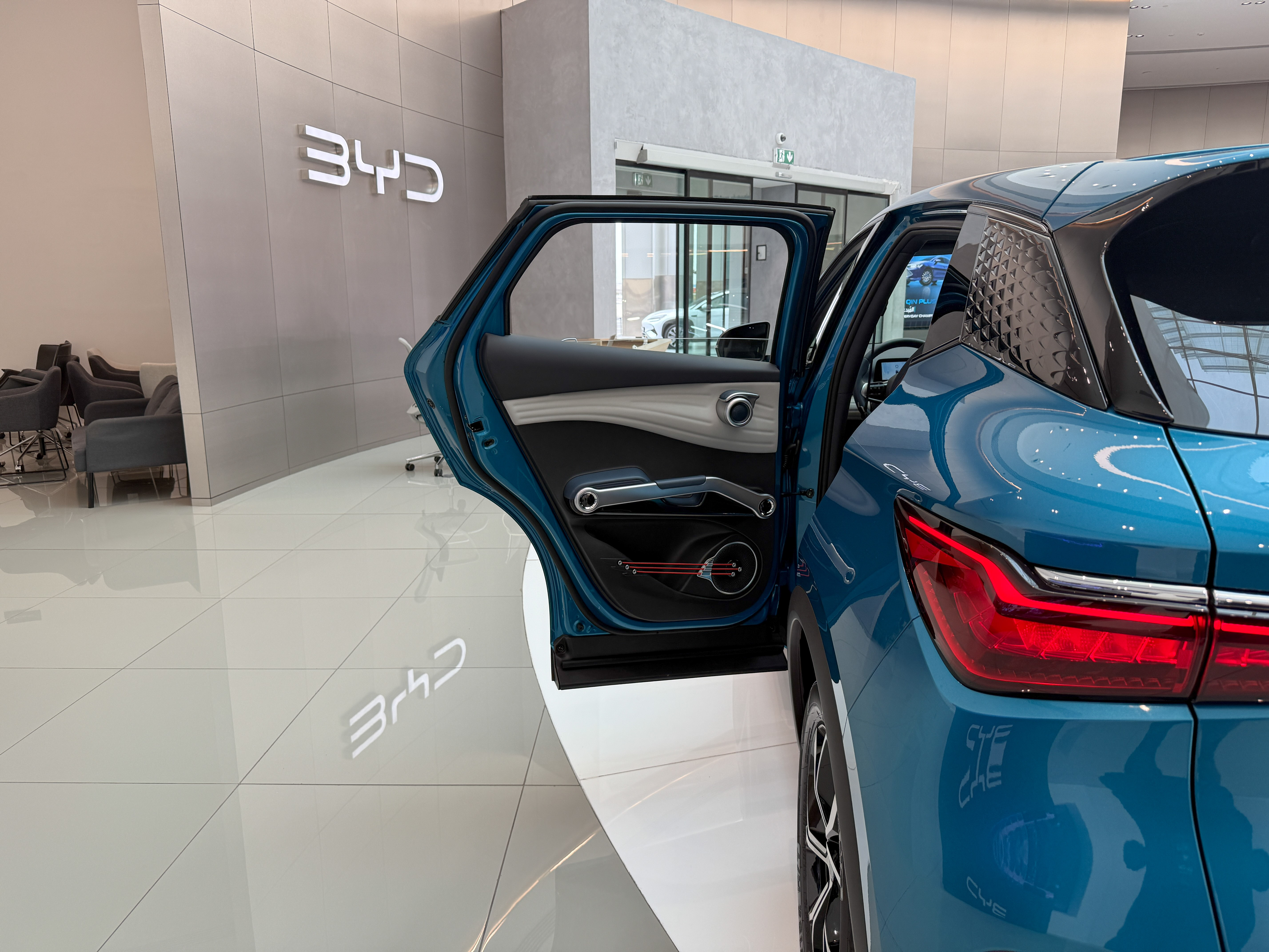 https://gcc-1307444343.cos.accelerate.myqcloud.com/cc/car-image/b6b9460c