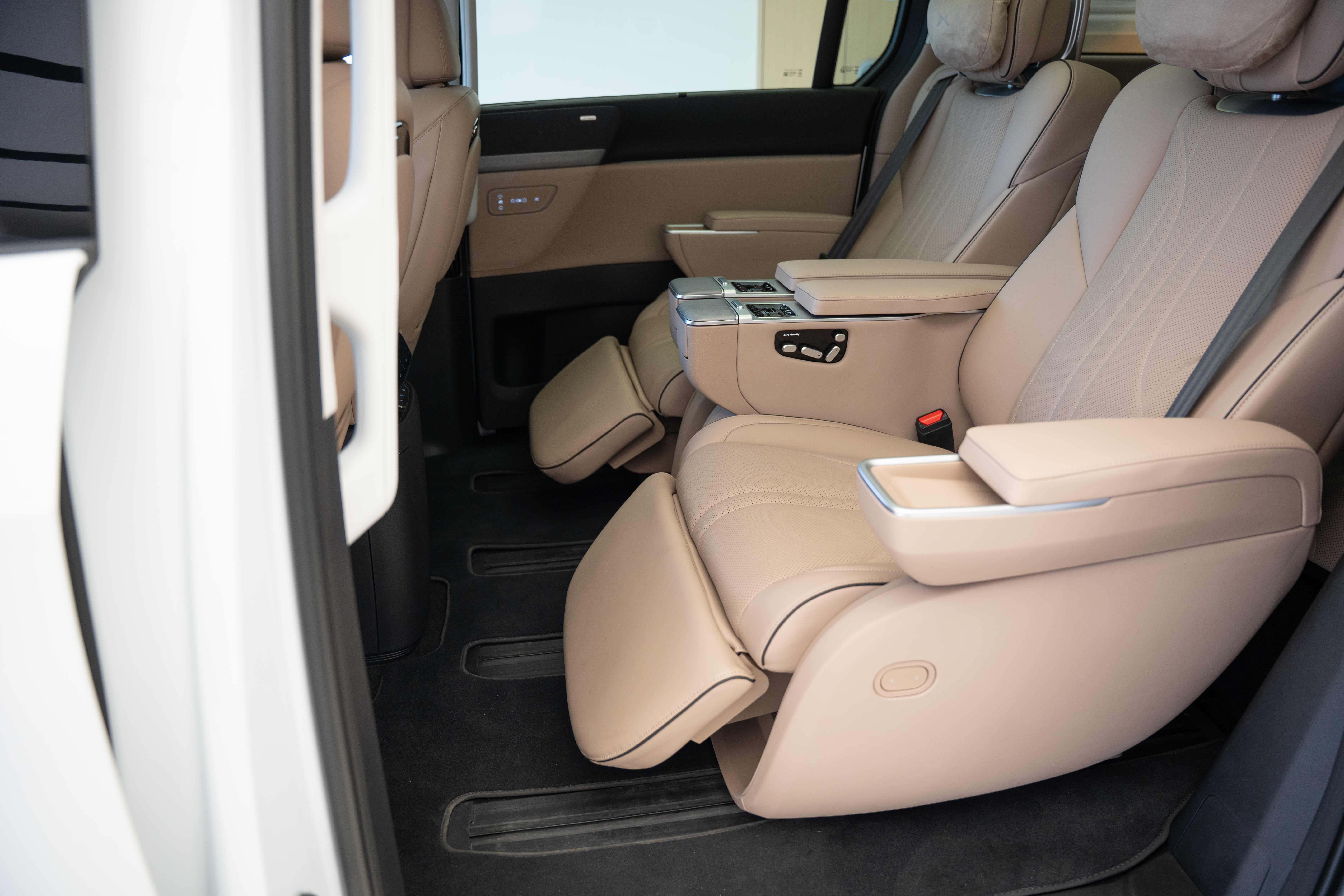 https://gcc-1307444343.cos.accelerate.myqcloud.com/cc/car-image/b717f5ac