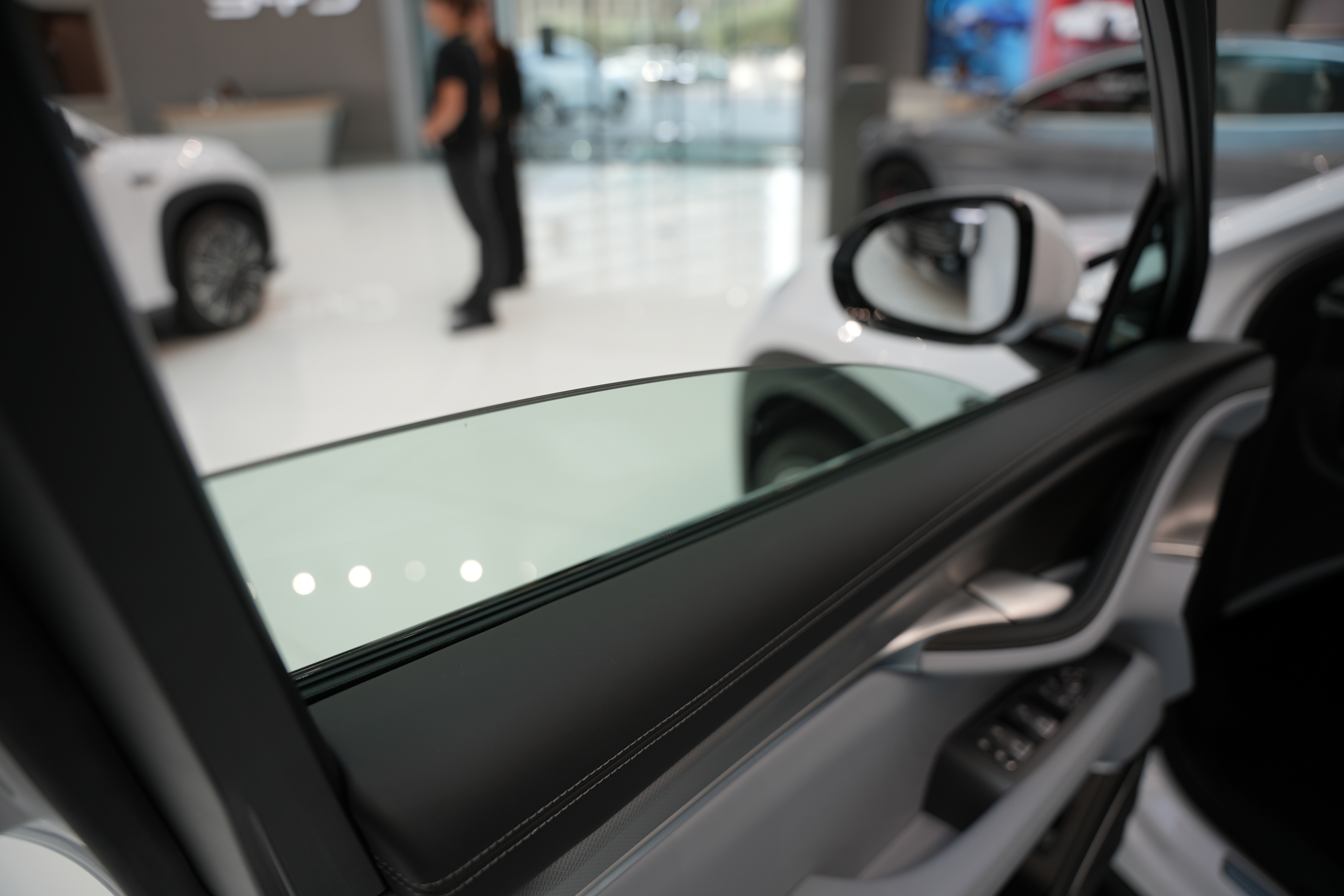 https://gcc-1307444343.cos.accelerate.myqcloud.com/cc/car-image/b9274f04