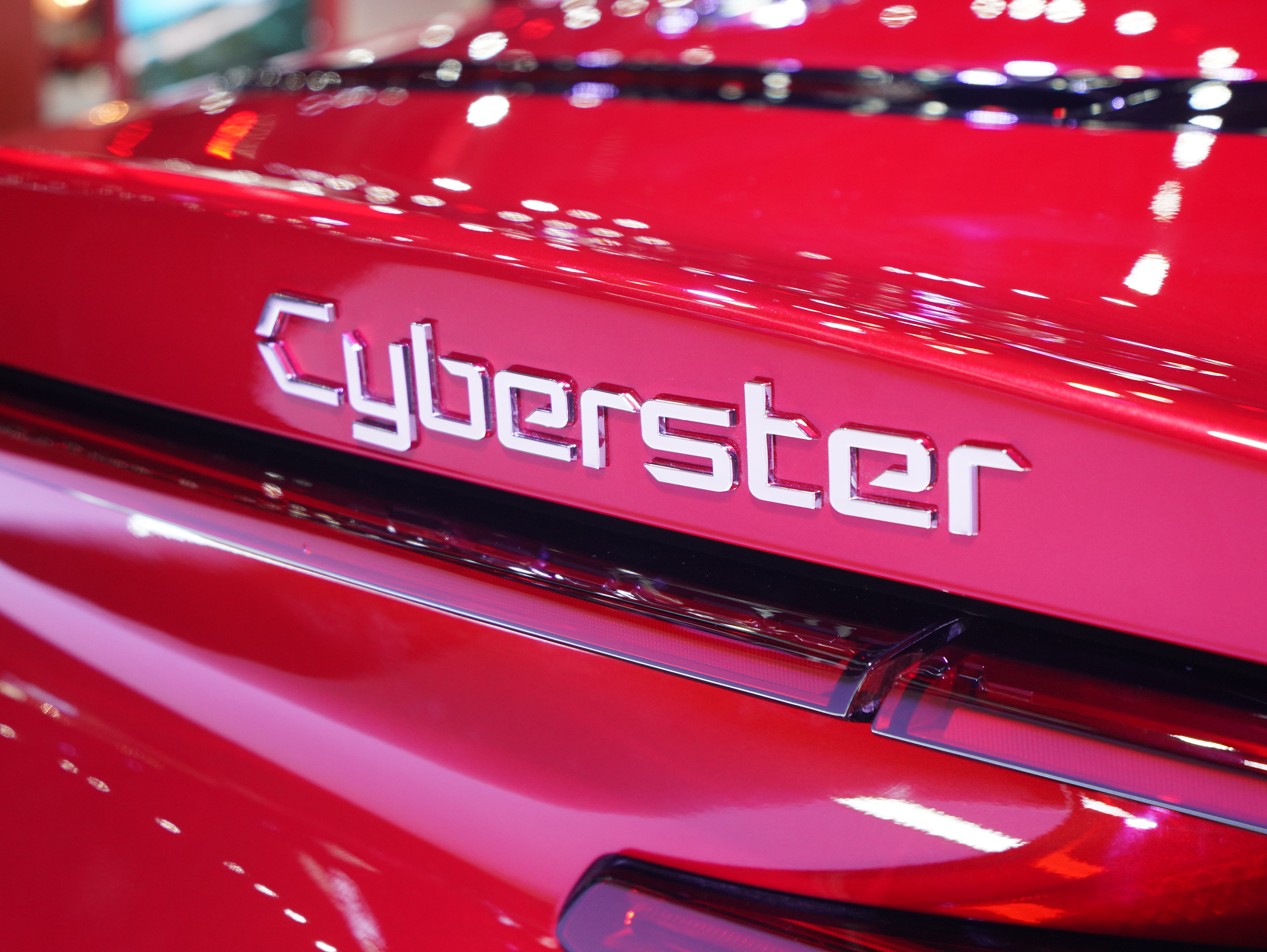 https://gcc-1307444343.cos.accelerate.myqcloud.com/cc/car-image/bbd4a181