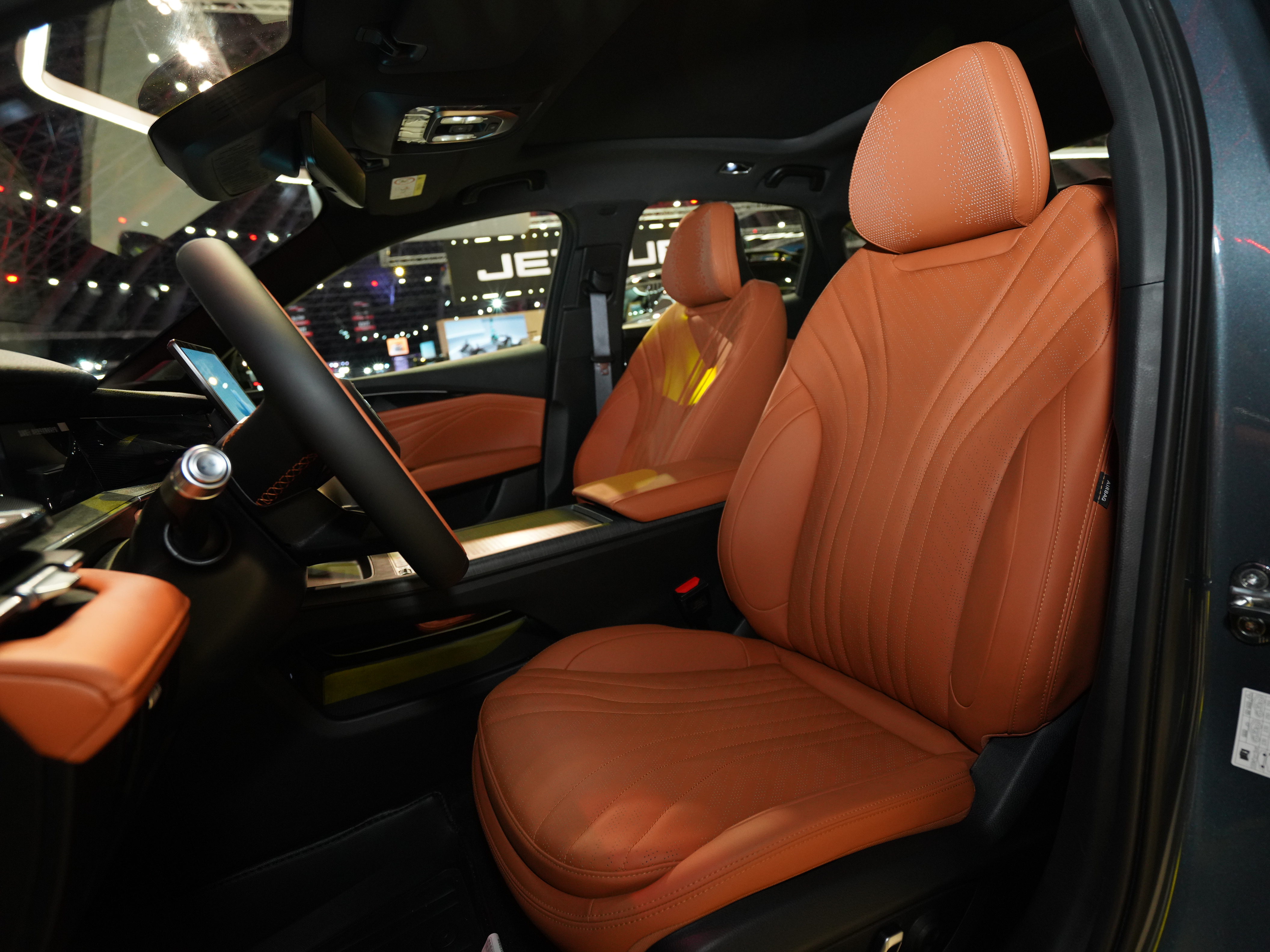 https://gcc-1307444343.cos.accelerate.myqcloud.com/cc/car-image/bceccab5