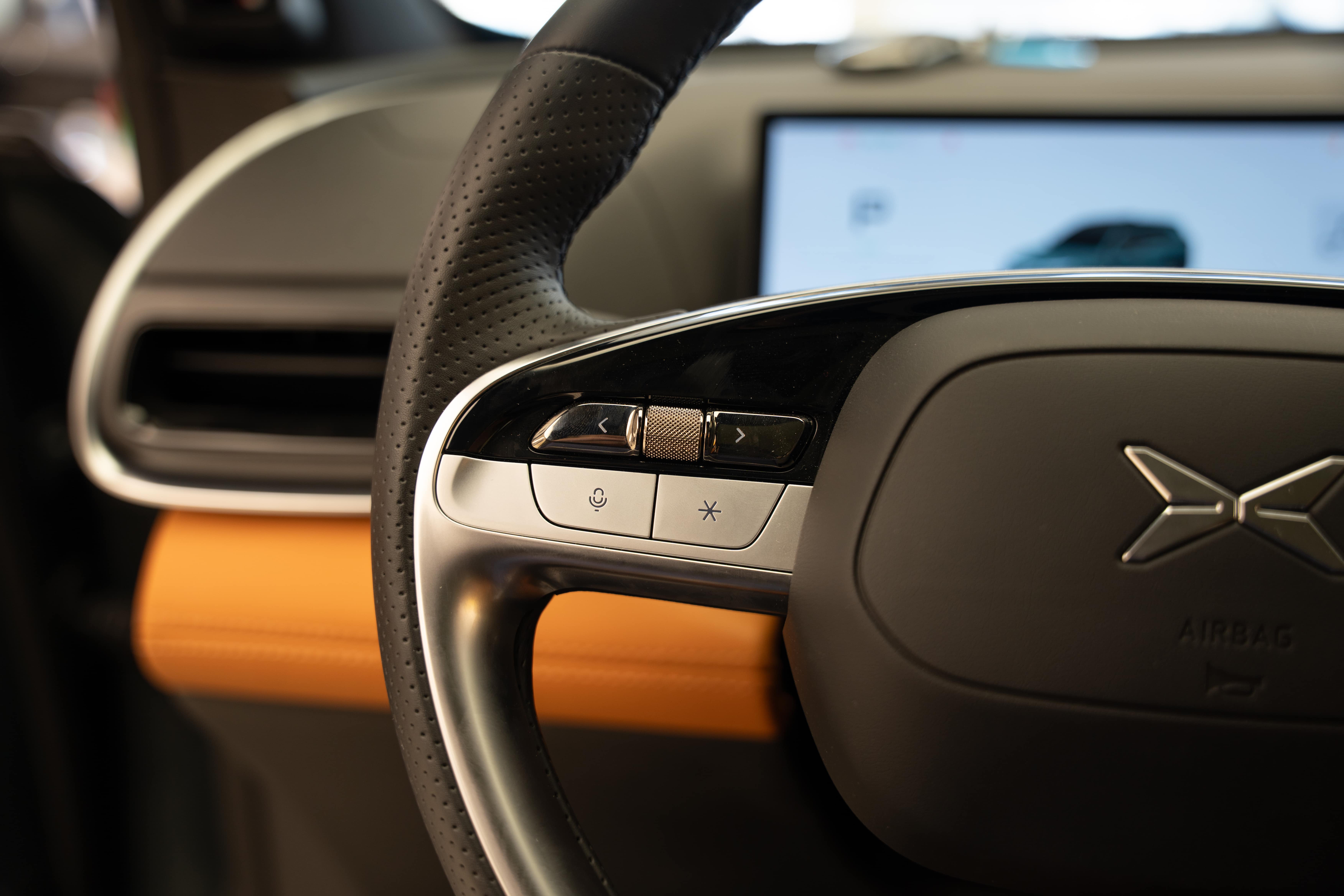 https://gcc-1307444343.cos.accelerate.myqcloud.com/cc/car-image/bd949f99