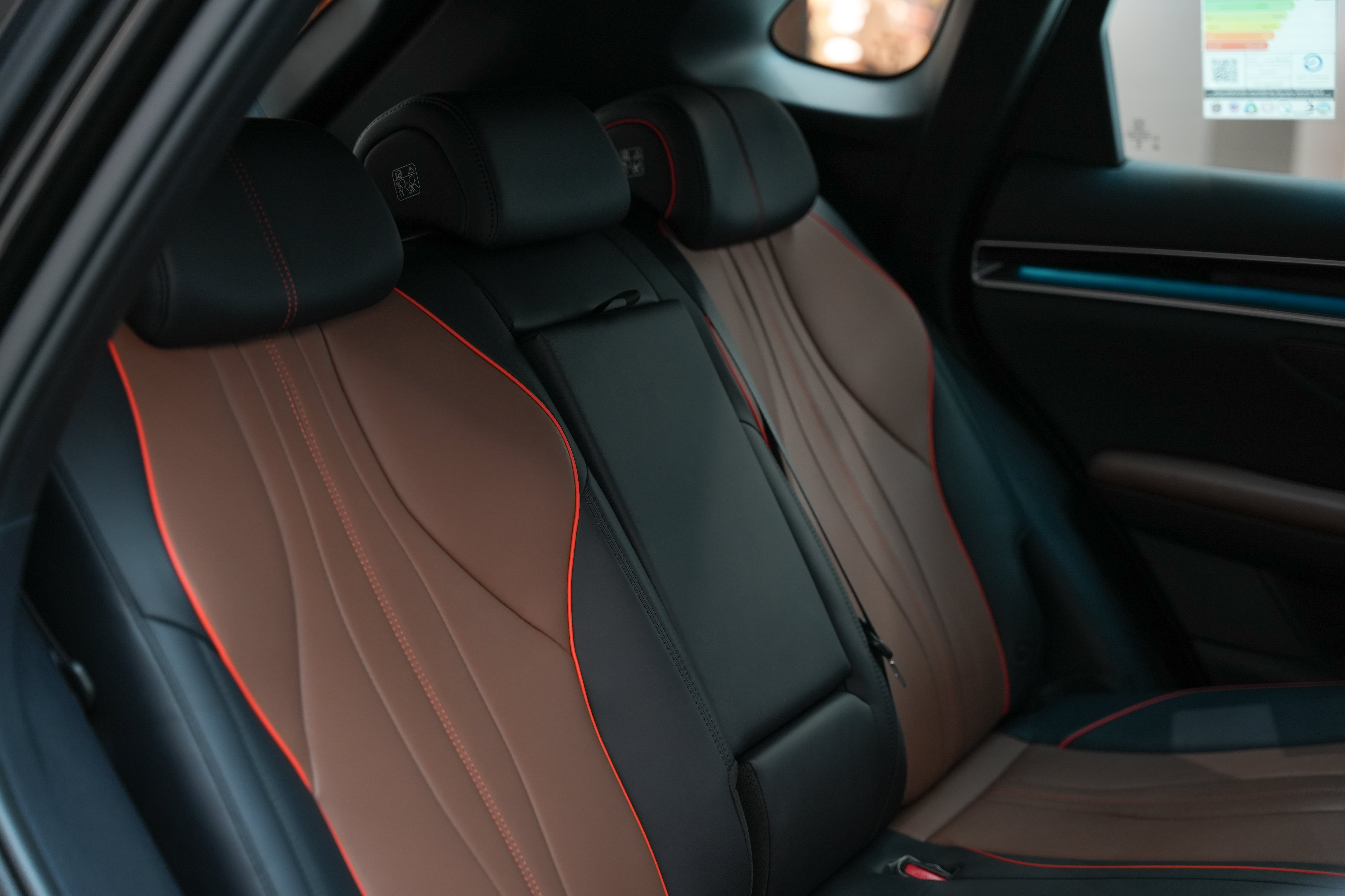 https://gcc-1307444343.cos.accelerate.myqcloud.com/cc/car-image/cef7f423