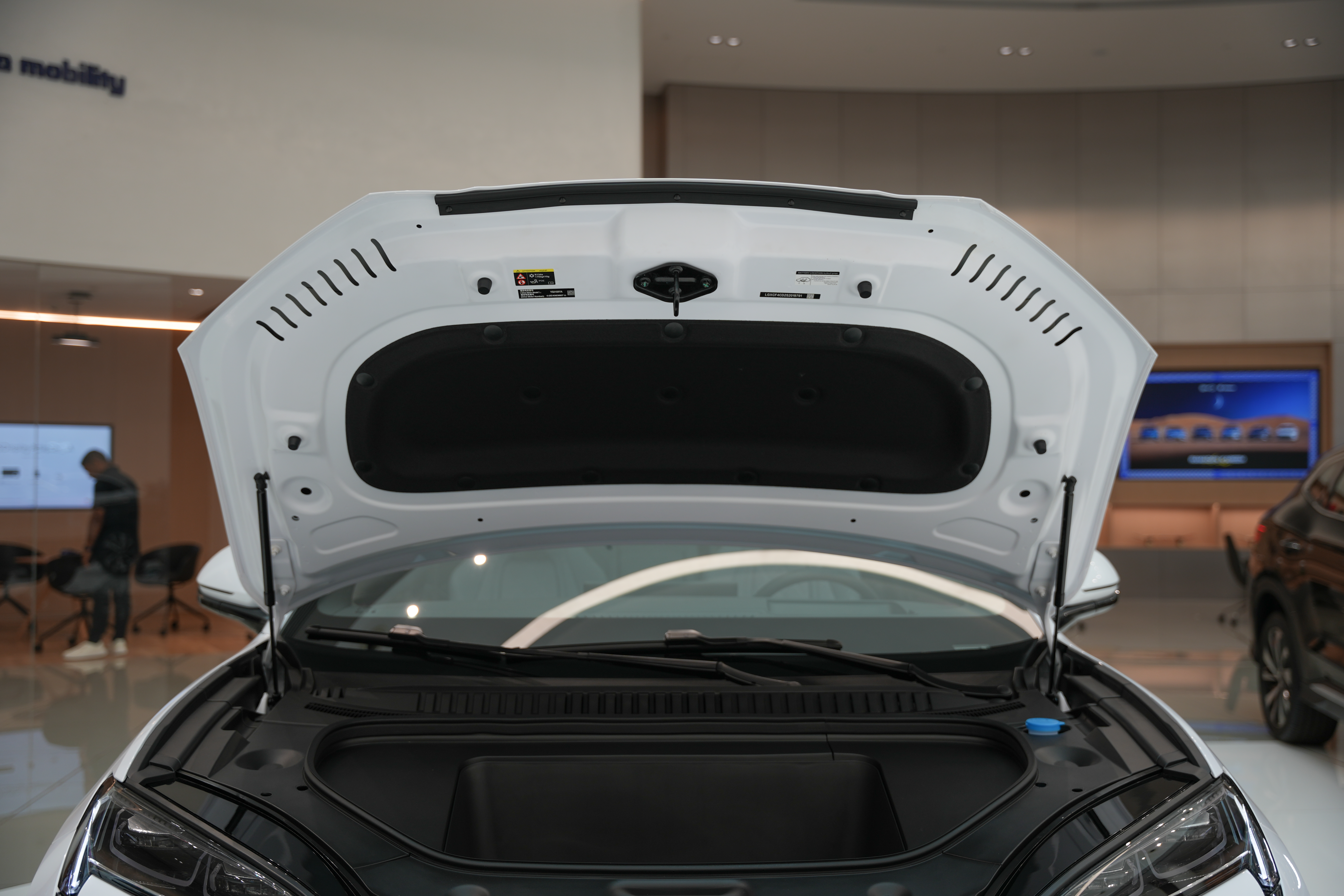 https://gcc-1307444343.cos.accelerate.myqcloud.com/cc/car-image/d0e67e0c