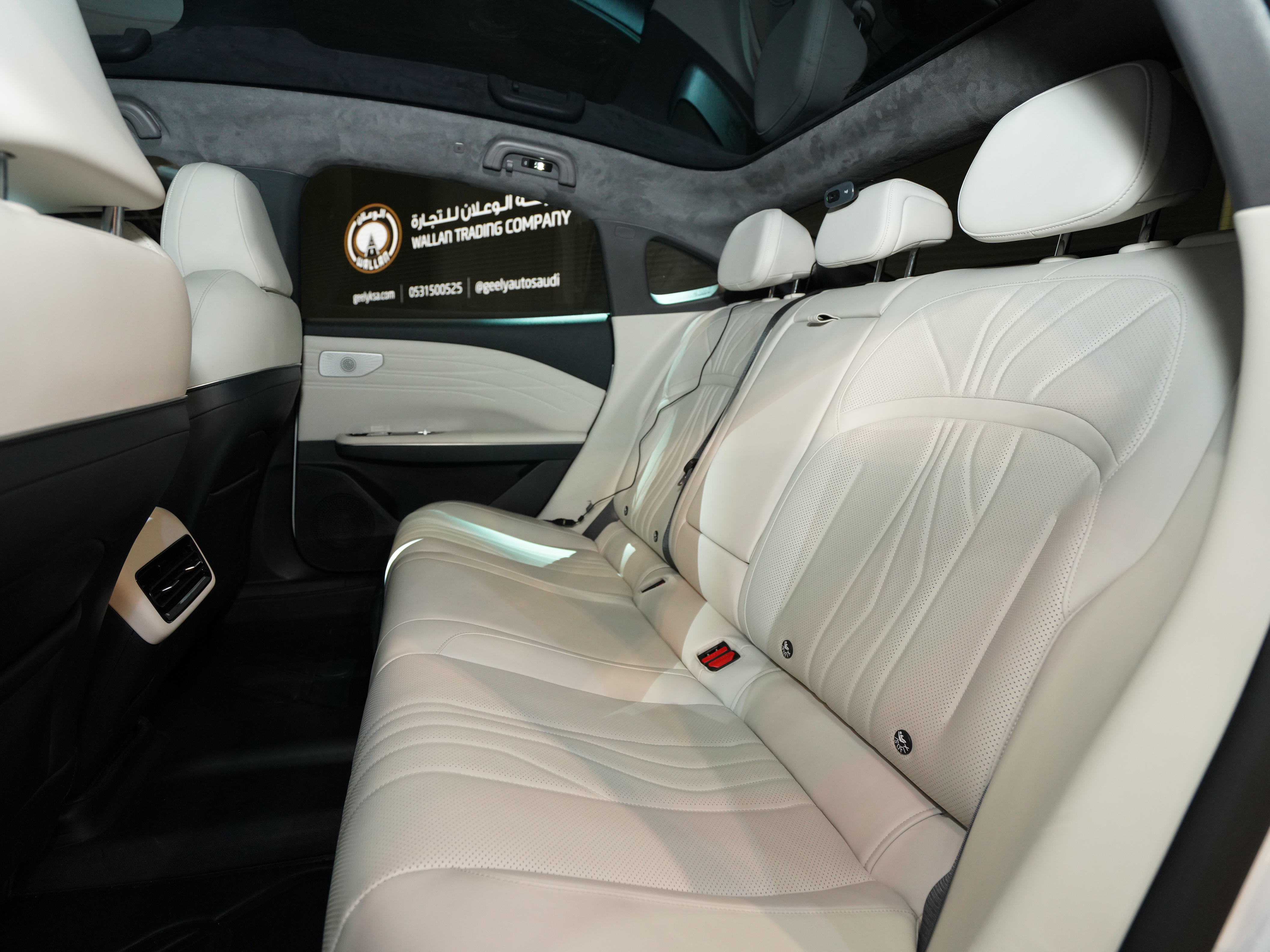 https://gcc-1307444343.cos.accelerate.myqcloud.com/cc/car-image/e766eb22