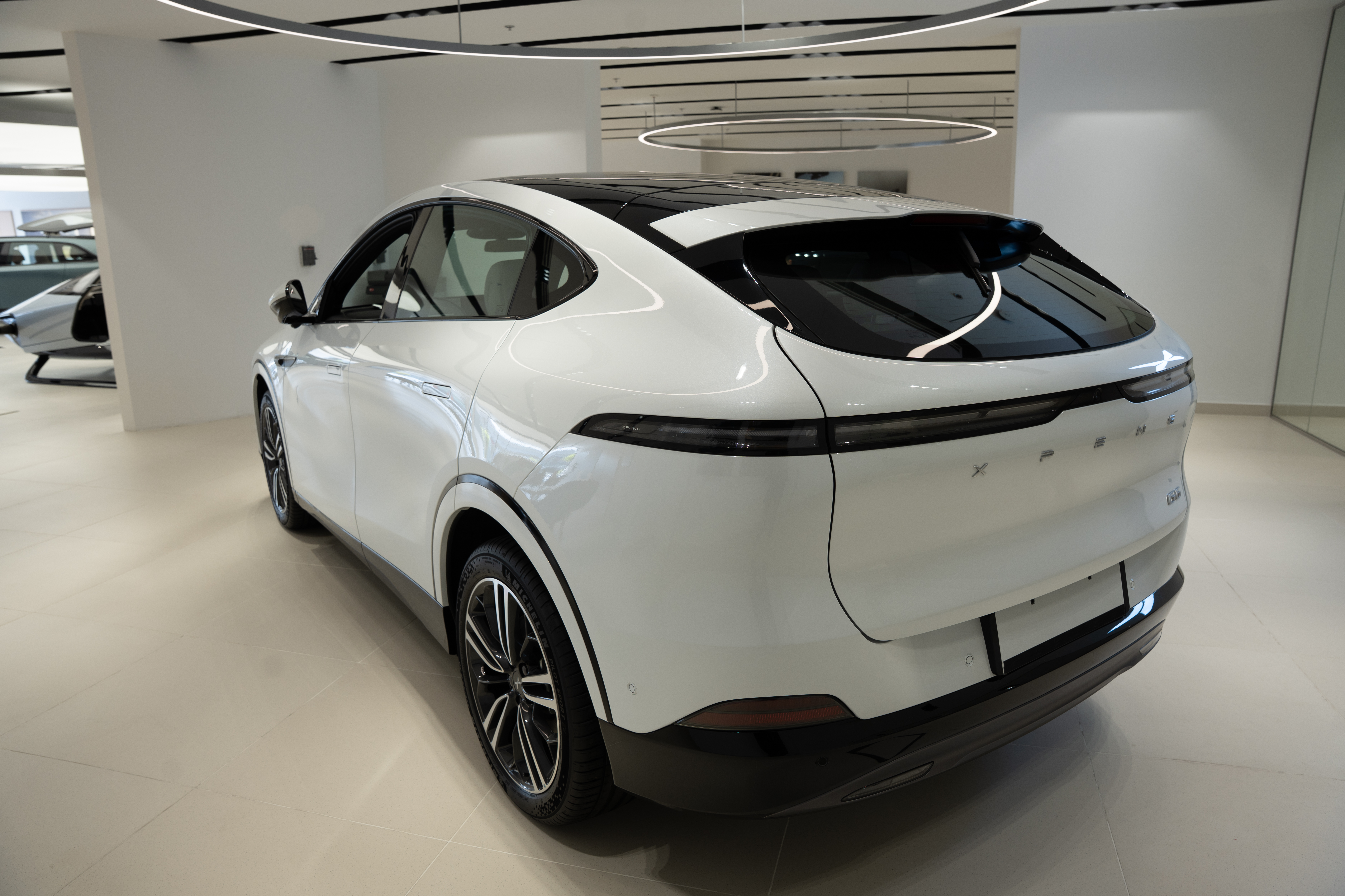 https://gcc-1307444343.cos.accelerate.myqcloud.com/cc/car-image/e826b455