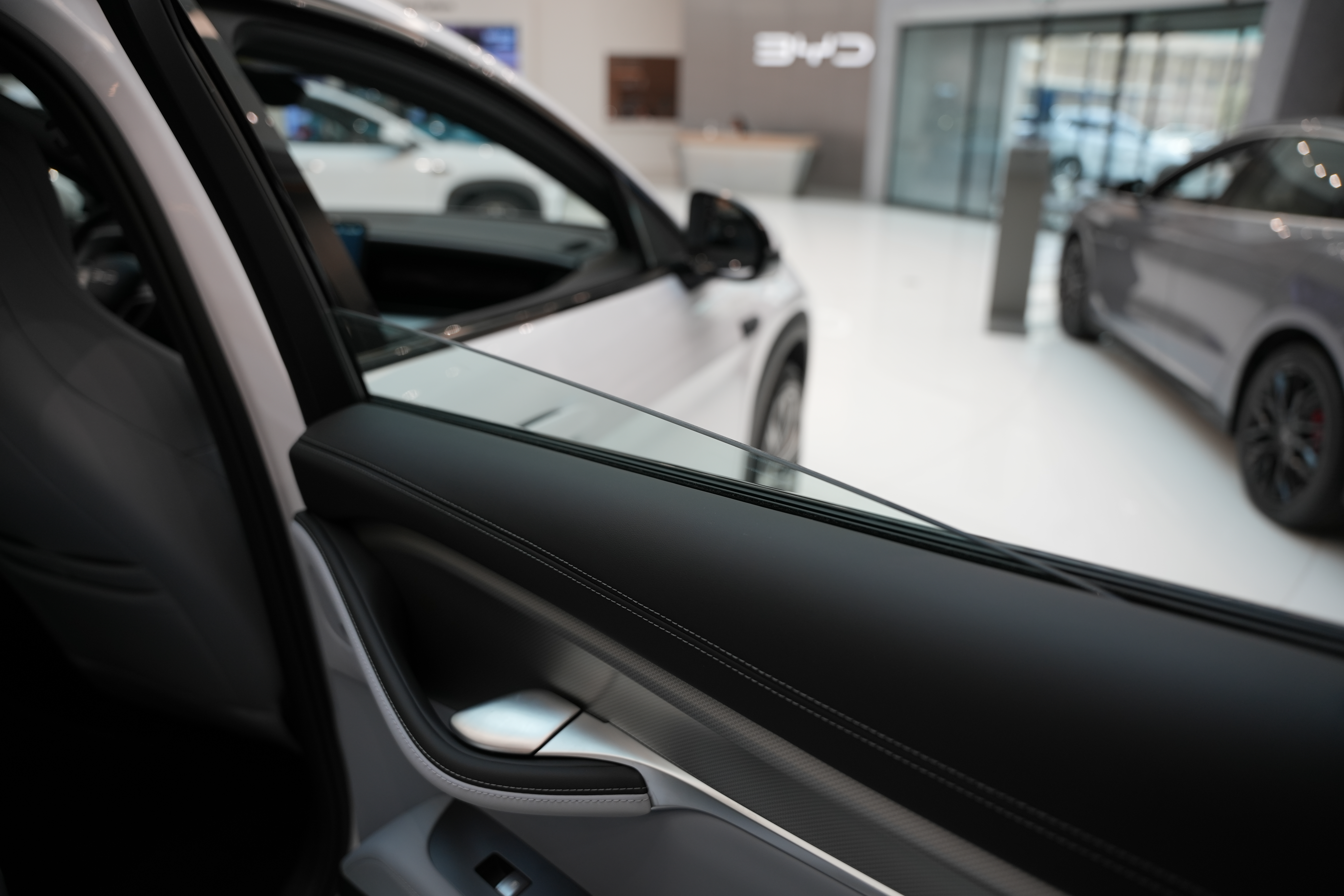 https://gcc-1307444343.cos.accelerate.myqcloud.com/cc/car-image/ecef735a