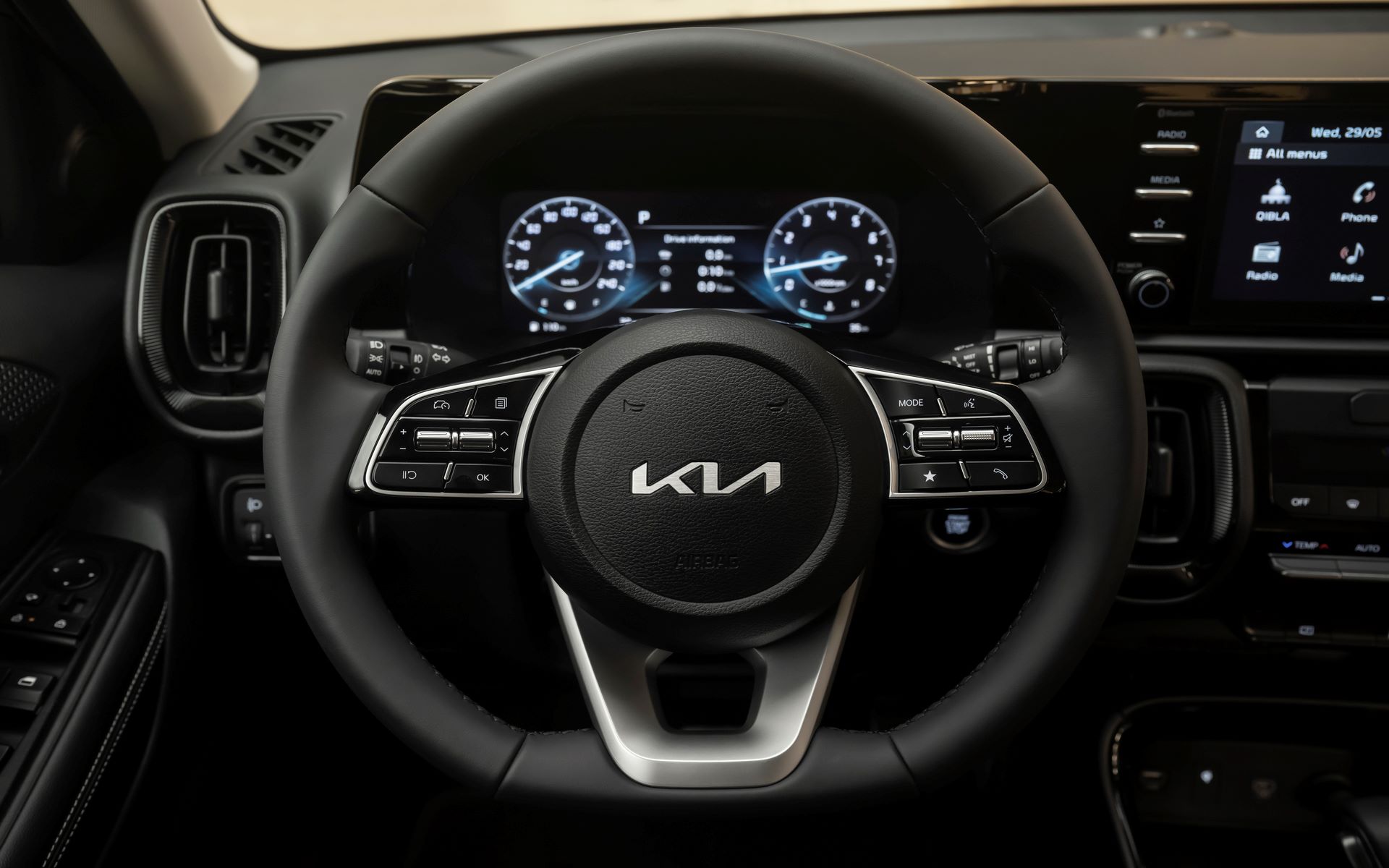 https://gcc-1307444343.cos.accelerate.myqcloud.com/cc/car-image/eee8be9f
