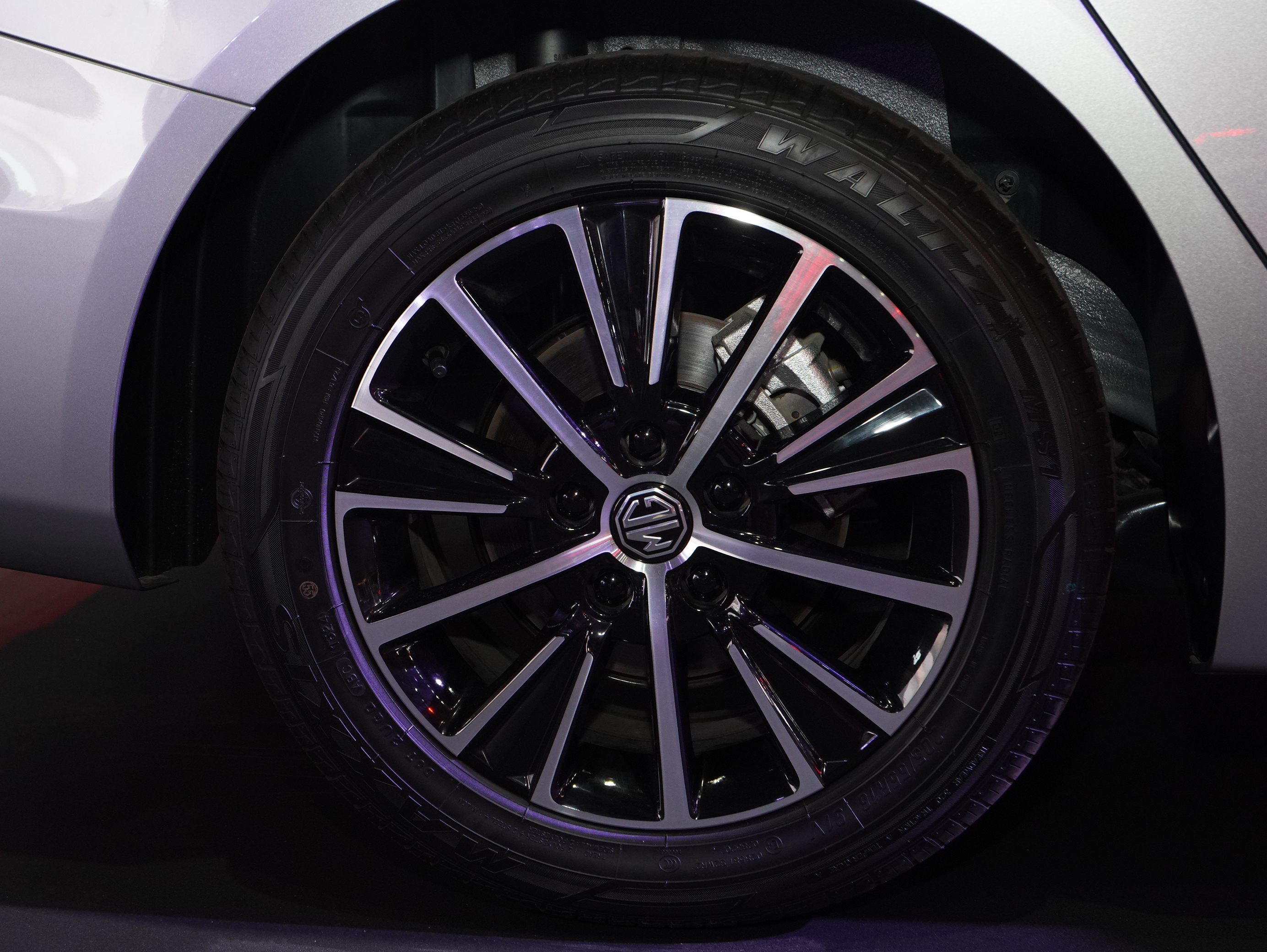 https://gcc-1307444343.cos.accelerate.myqcloud.com/cc/car-image/f4599cce