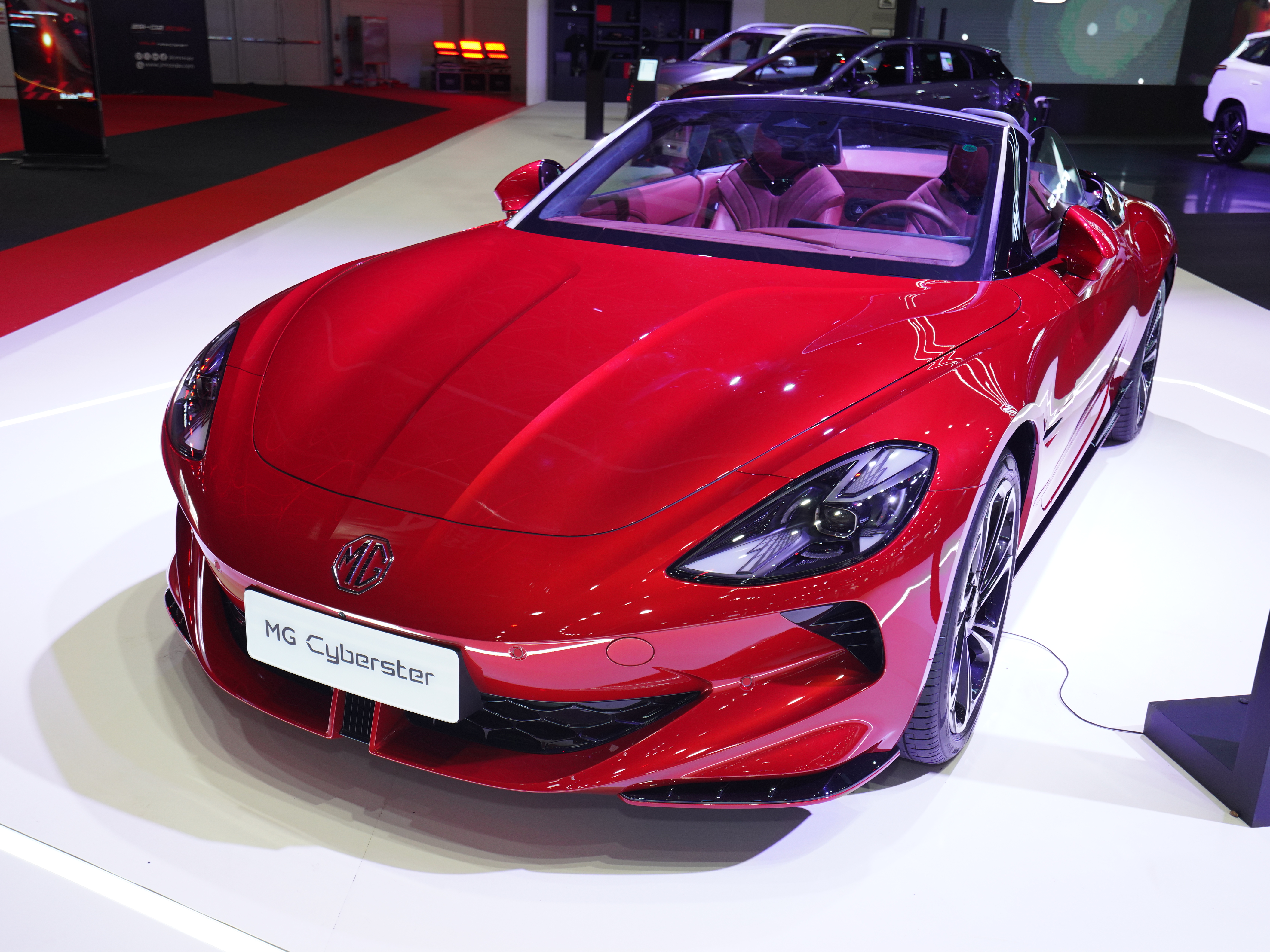 https://gcc-1307444343.cos.accelerate.myqcloud.com/cc/car-image/f4be7adc