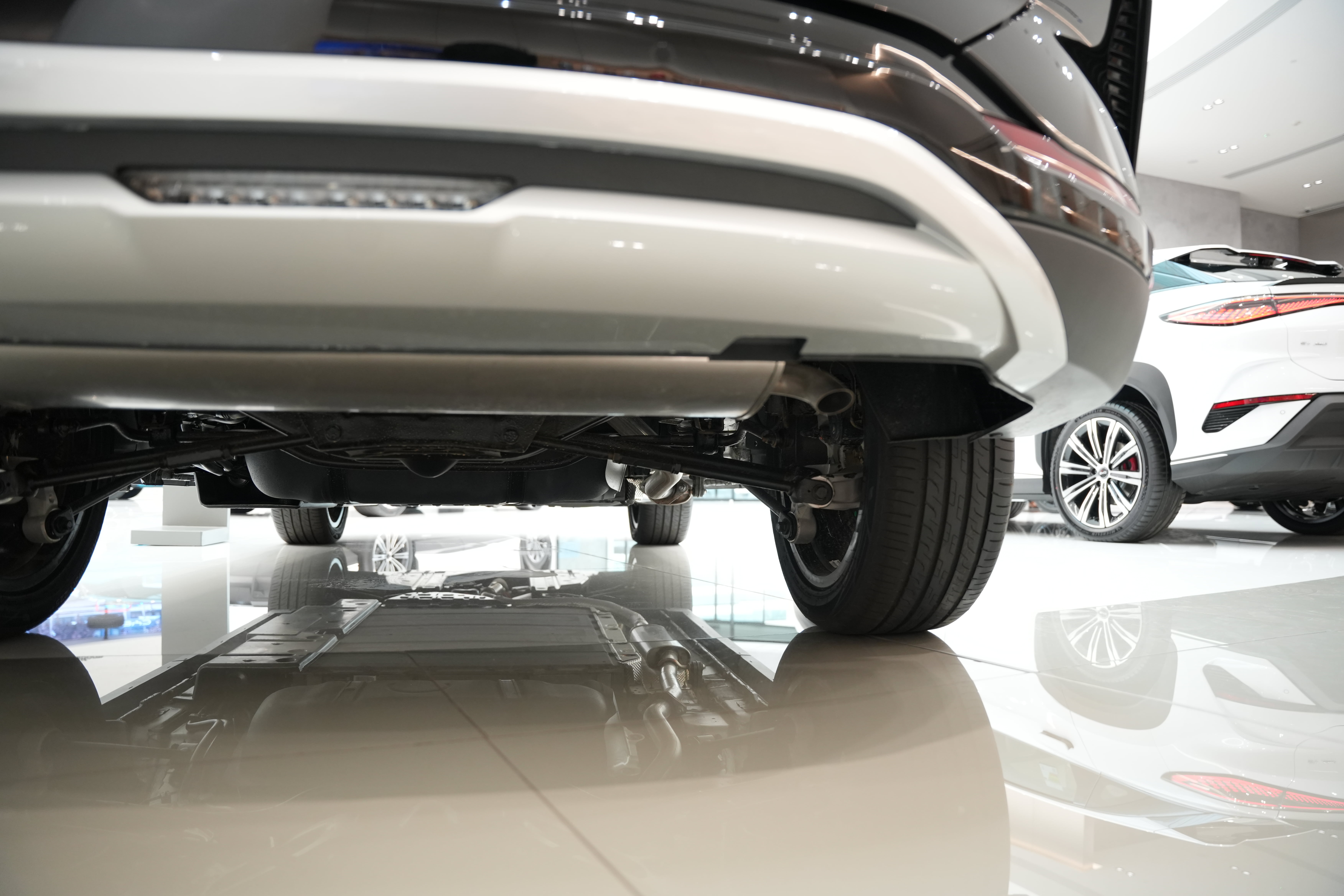 https://gcc-1307444343.cos.accelerate.myqcloud.com/cc/car-image/fe07f782