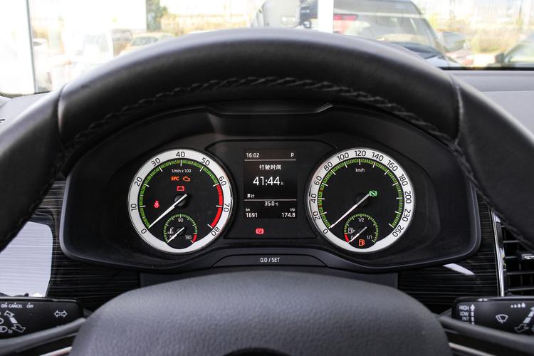 https://gcc-1307444343.cos.accelerate.myqcloud.com/gallery/0011089bdea856f175c3dd3278bbdf7e.jpg