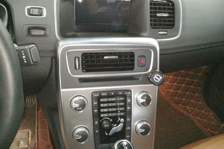 https://gcc-1307444343.cos.accelerate.myqcloud.com/gallery/01f2a3f0b16100bf3116660f6be21fc5.jpg