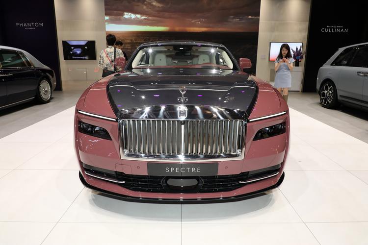 https://gcc-1307444343.cos.accelerate.myqcloud.com/gallery/03afe4daa8ff7f8de00b346117106d99.jpg