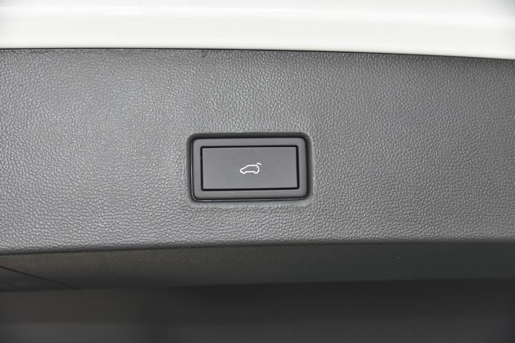 https://gcc-1307444343.cos.accelerate.myqcloud.com/gallery/046b800703de76aa21dc54a040325f42.jpg