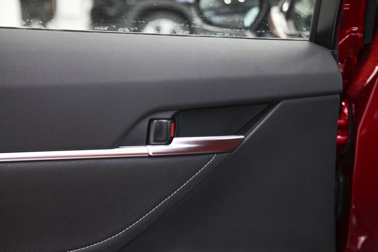 https://gcc-1307444343.cos.accelerate.myqcloud.com/gallery/048edc853ae1e6f344f566791f189fb3.jpg