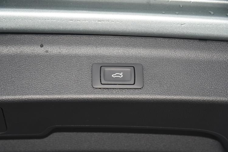 https://gcc-1307444343.cos.accelerate.myqcloud.com/gallery/069ac9c1433a9aa6499e2f9693cf6f3c.jpg
