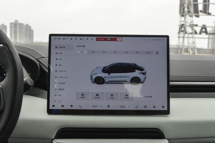 https://gcc-1307444343.cos.accelerate.myqcloud.com/gallery/075be5dea09e5970aed3f1767d41d325.jpg