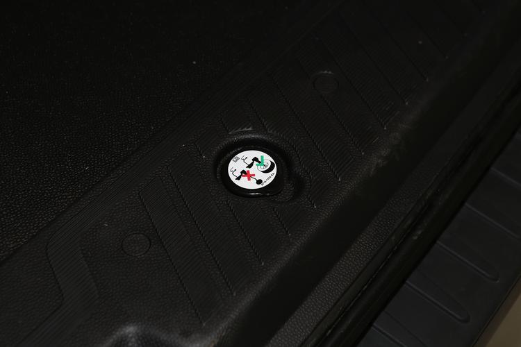 https://gcc-1307444343.cos.accelerate.myqcloud.com/gallery/0a3f22b5c17e851a76f512c30f37dcaa.jpg