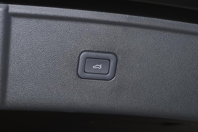 https://gcc-1307444343.cos.accelerate.myqcloud.com/gallery/0bcae2dc59903f36153e2dac3ea5b5b3.jpg